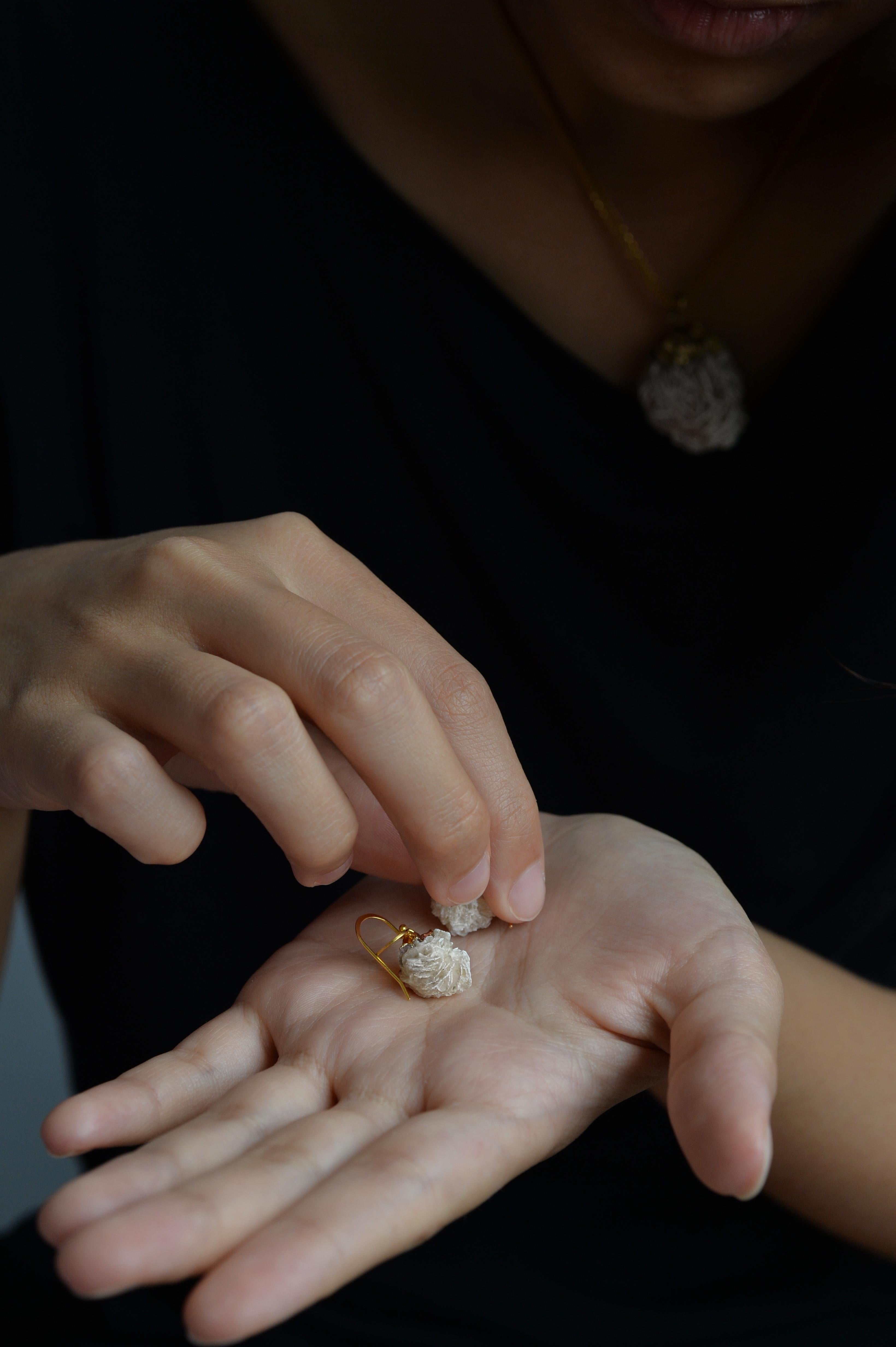 MARILYN TAN JEWELLERY | Beige Mini Desert Rose Gold Hook Earrings