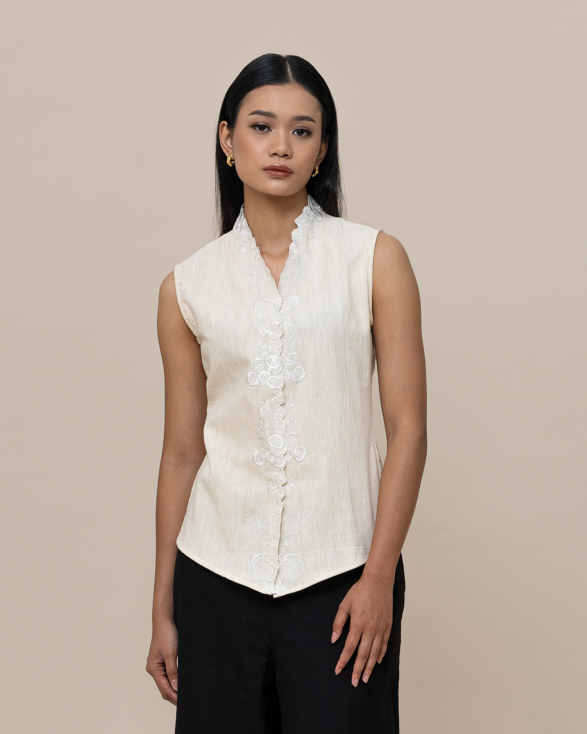 SUKKHA CITTA | KAPAS - Embroidered Kebaya Vest