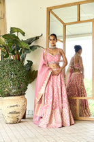 DIVAS CLOSET | Pink Floral