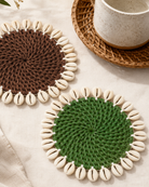 MEJA MAISON DE BALI | The Amour Oil Green Cowrie Coaster