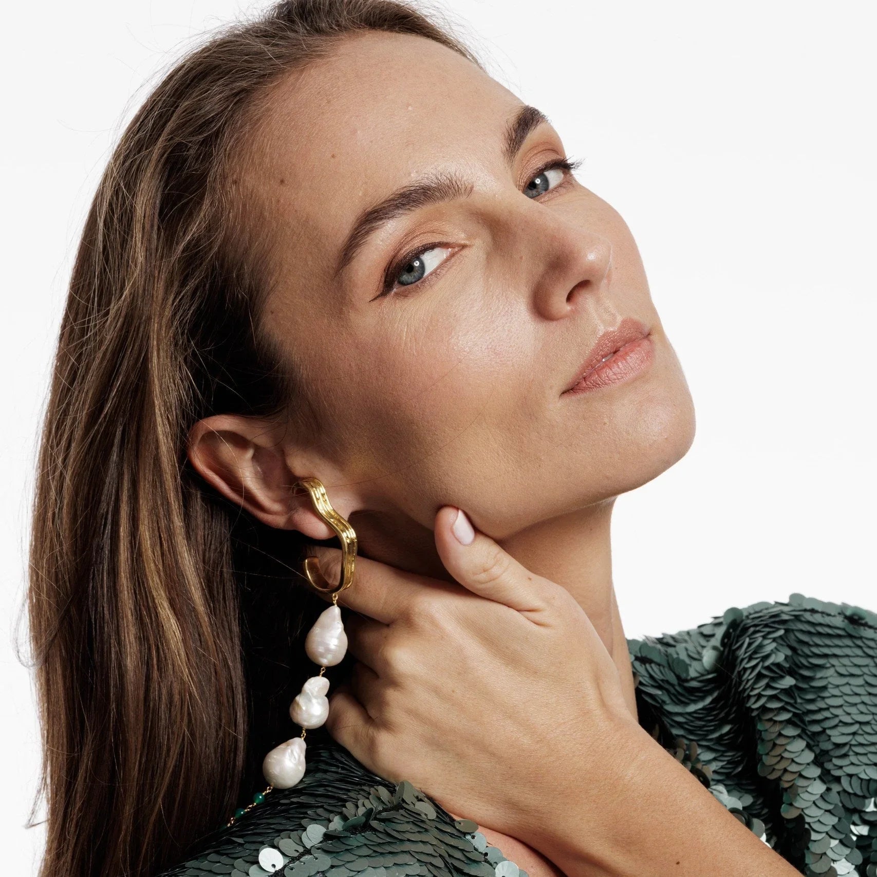 BOHEME BY VERO | Dune Long Pearl Earrings New Drops