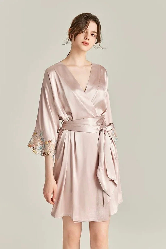 BELLS & BIRDS | Florentine Mulberry Silk Robe (Rose)