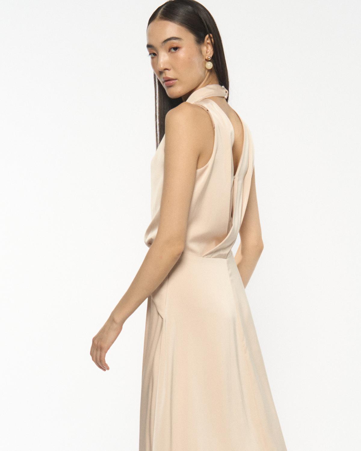DRESSINGPAULA | Halter Wrap-Back Dress