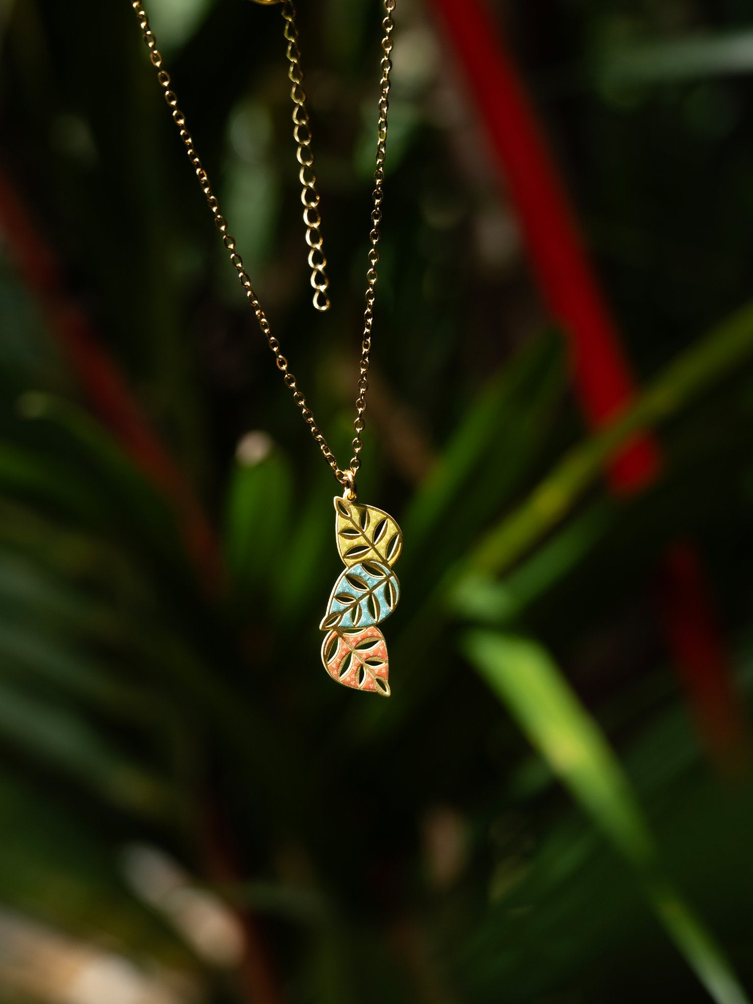 EMBRACE JEWELLERY | Daun Necklace