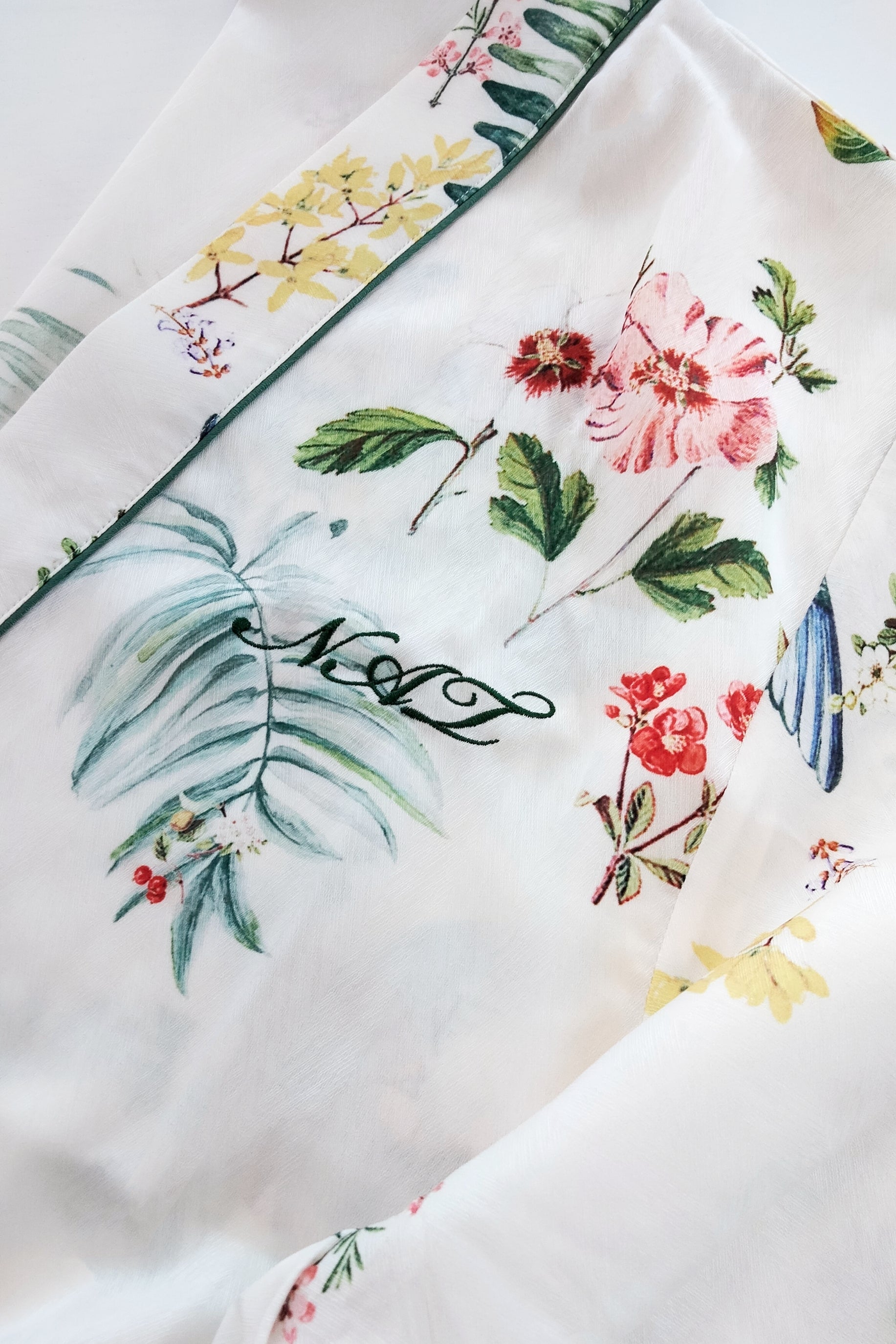 BELLS & BIRDS | Paradiso Floral Robe