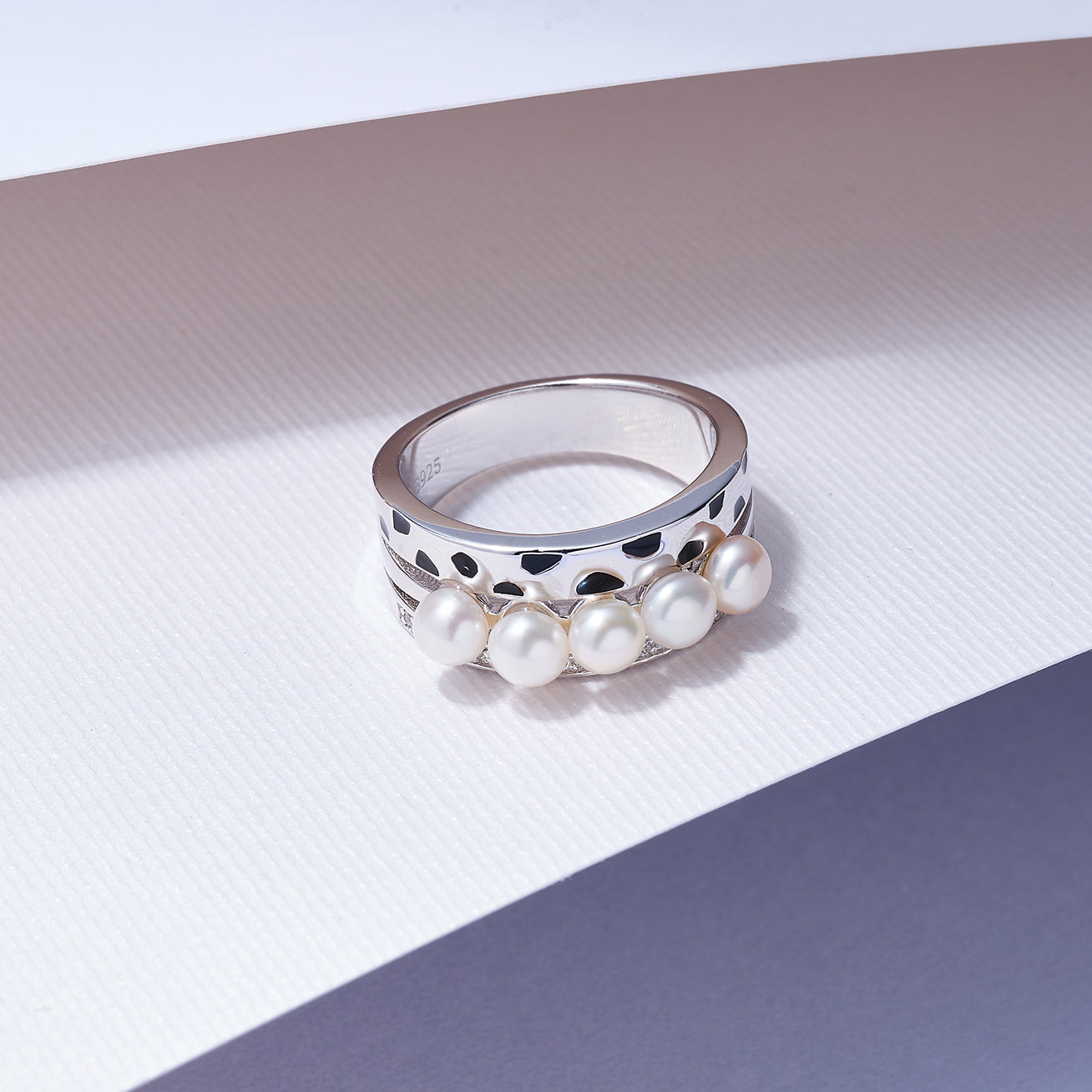 PEARLY LUSTRE | Cheetah Print Pearl Ring WR00263 | SAFARI
