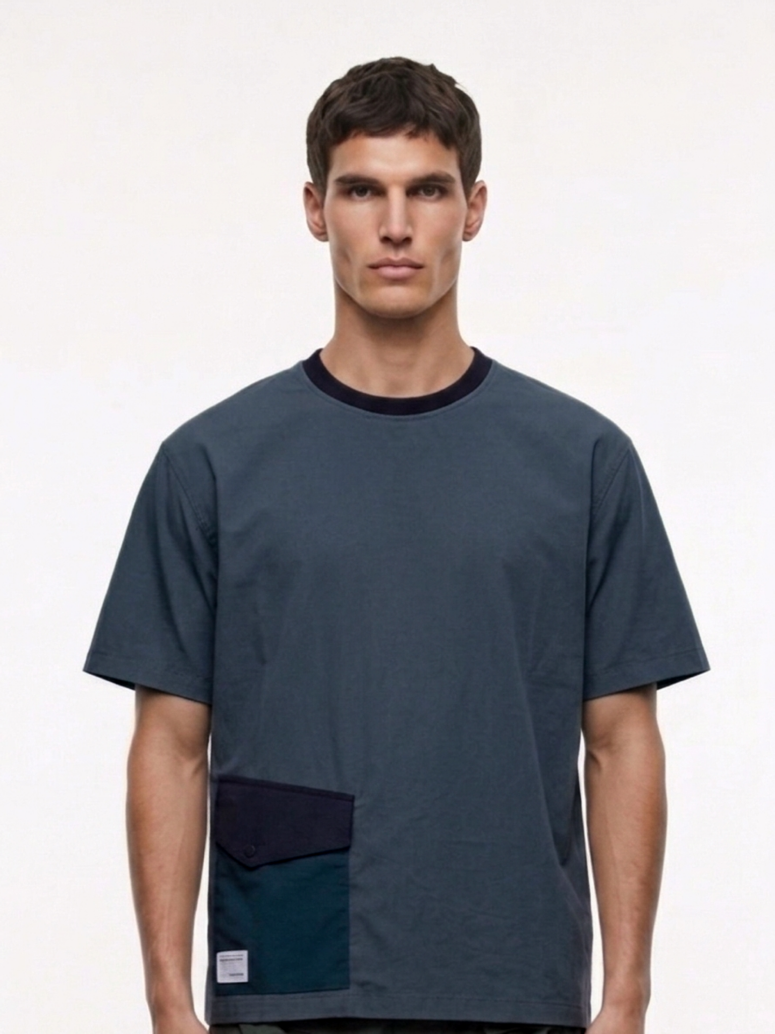 SPARROW GREEN | REI V T-shirt