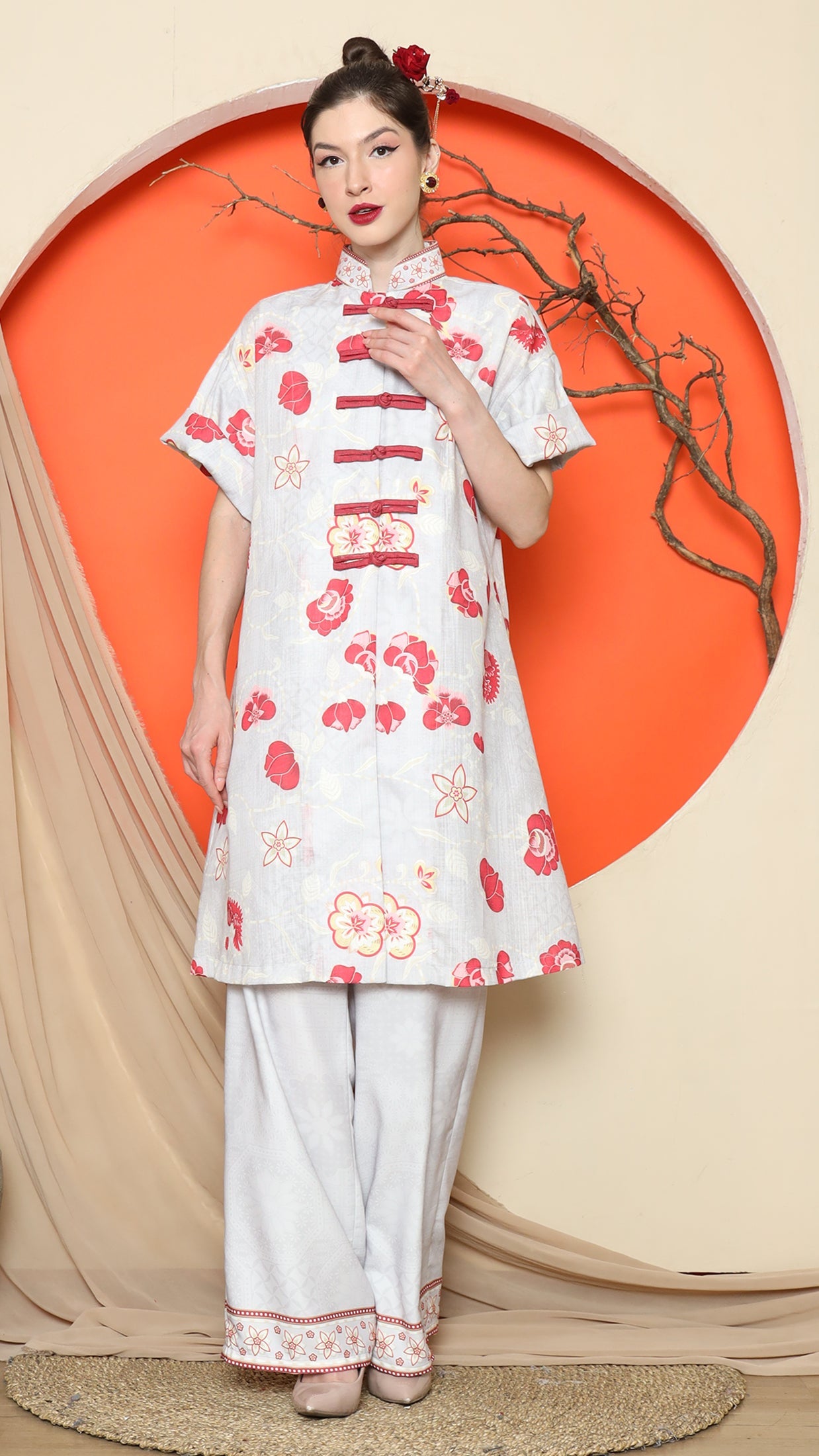 KANZI COLLECTION | Grey Floral Cheongsam Pant Set