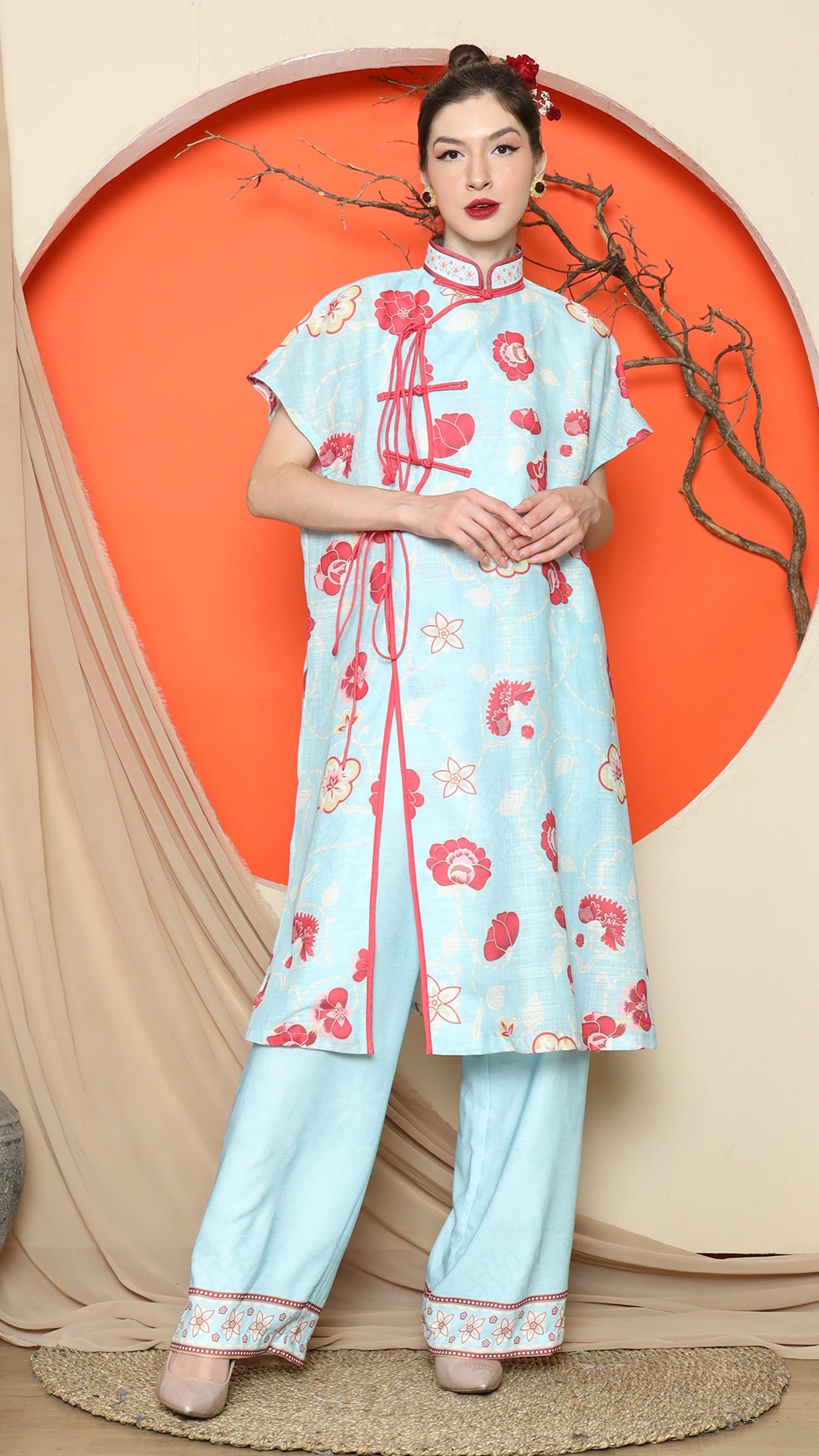 KANZI COLLECTION | Blue Oriental Floral Cheongsam Pant Set