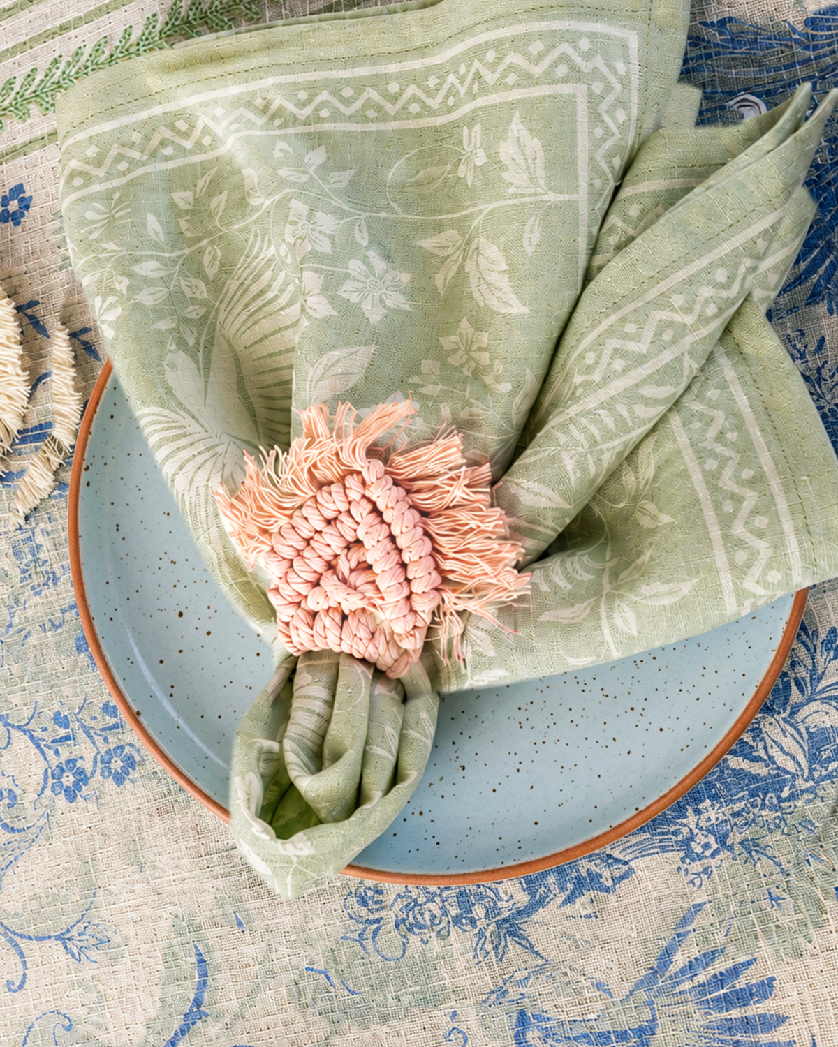 MEJA MAISON DE BALI | The AmourMacrame Napkin Ring by Meja - Rose Tan