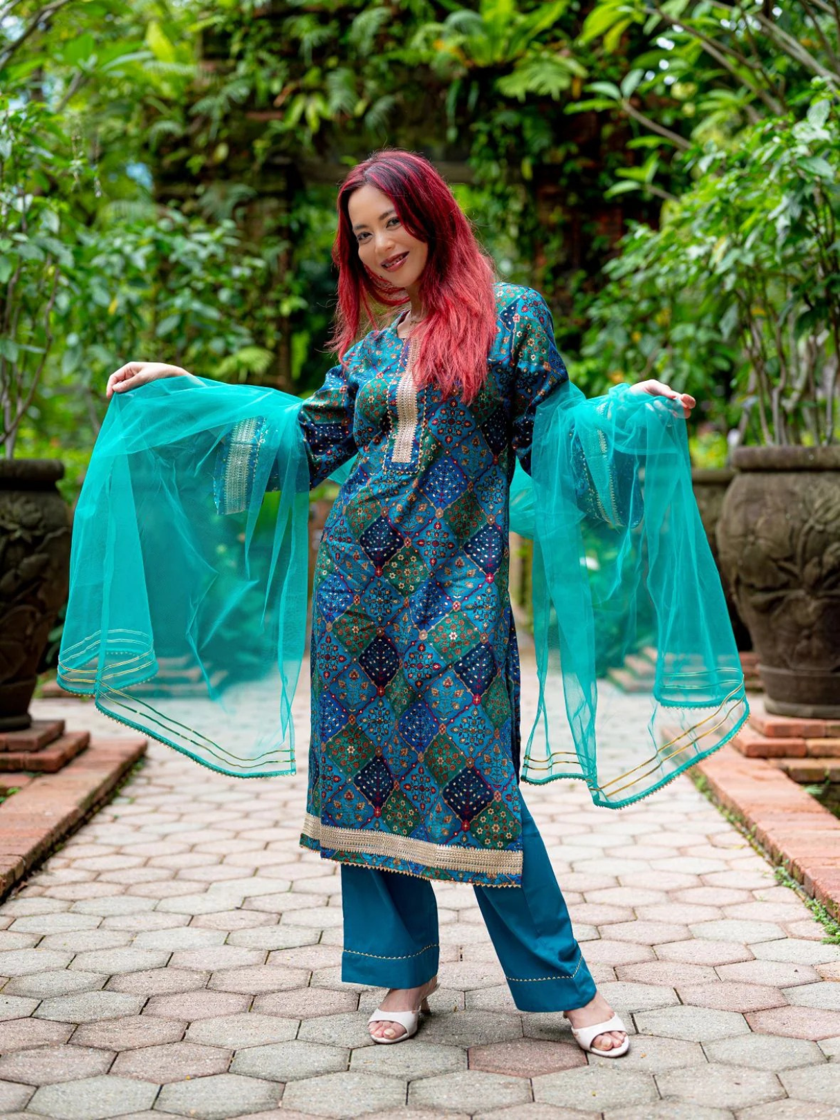 NIMBU | Shan Green Women's 3pc Kurta Set With Dupatta In Muslin Cotton