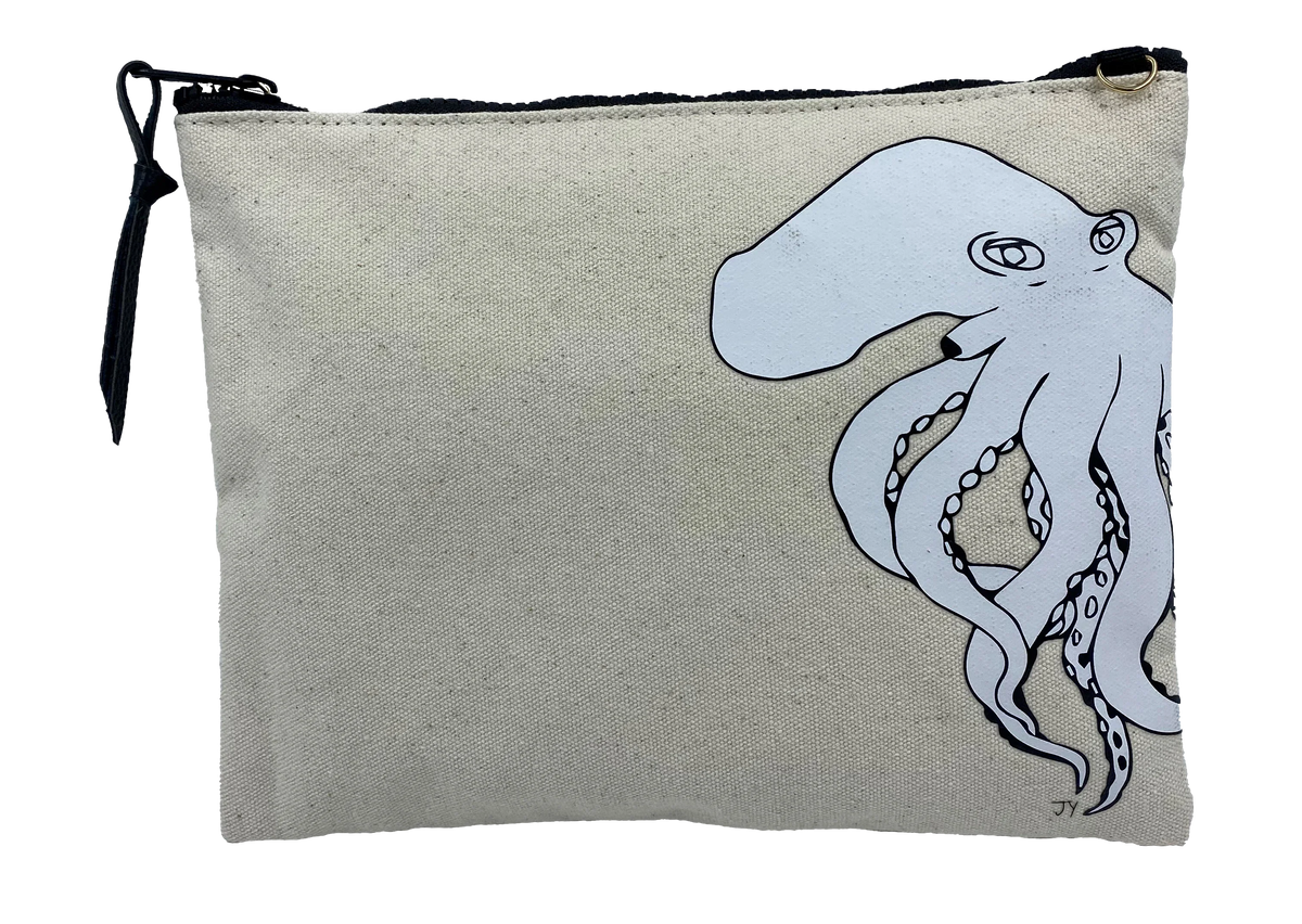 THE ANIMAL PROJECT | Pouch