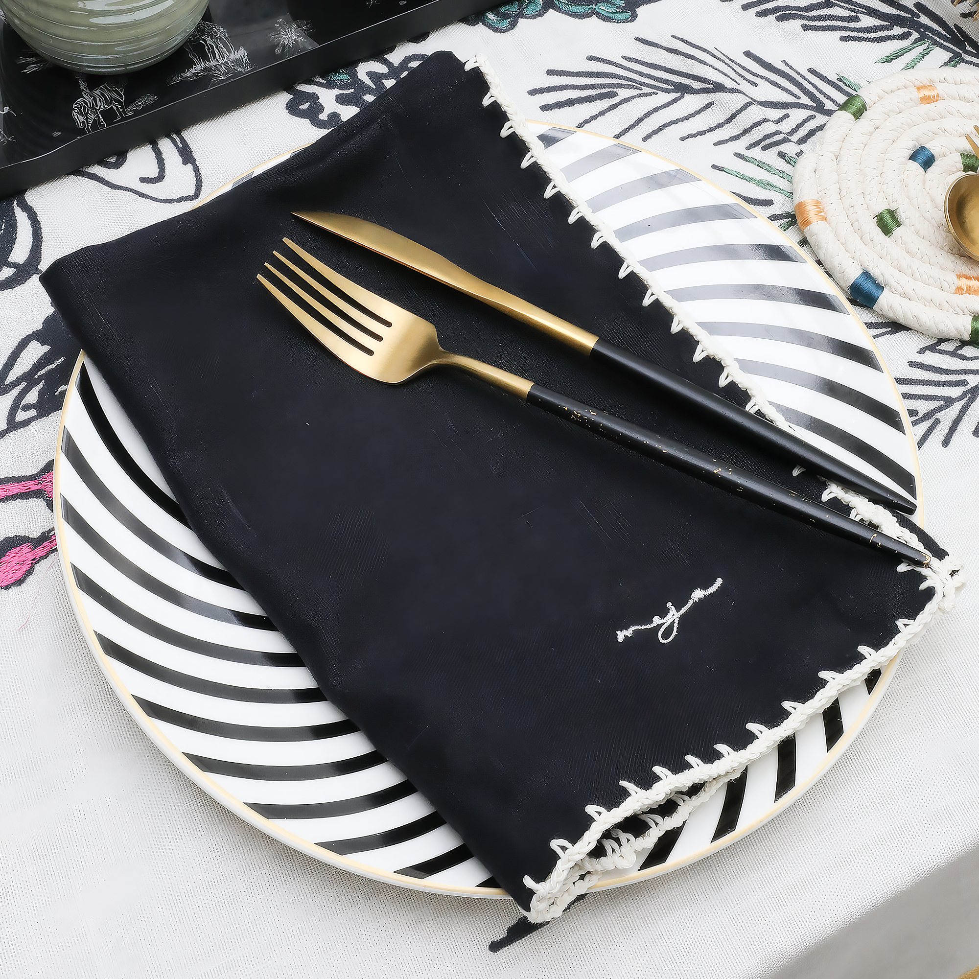 MEJA | The Vintage Napkin - Jet Black (Set of 2)