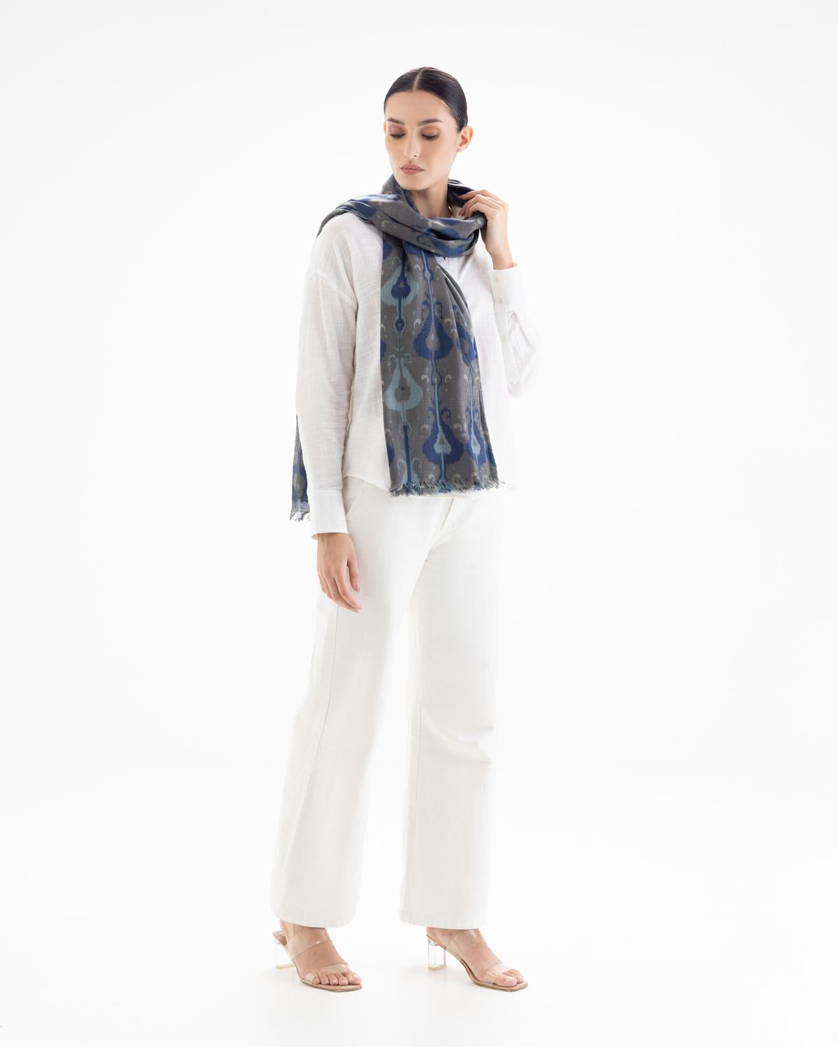 QUEENMARK | AN Patola Ikat Print Blue Grey