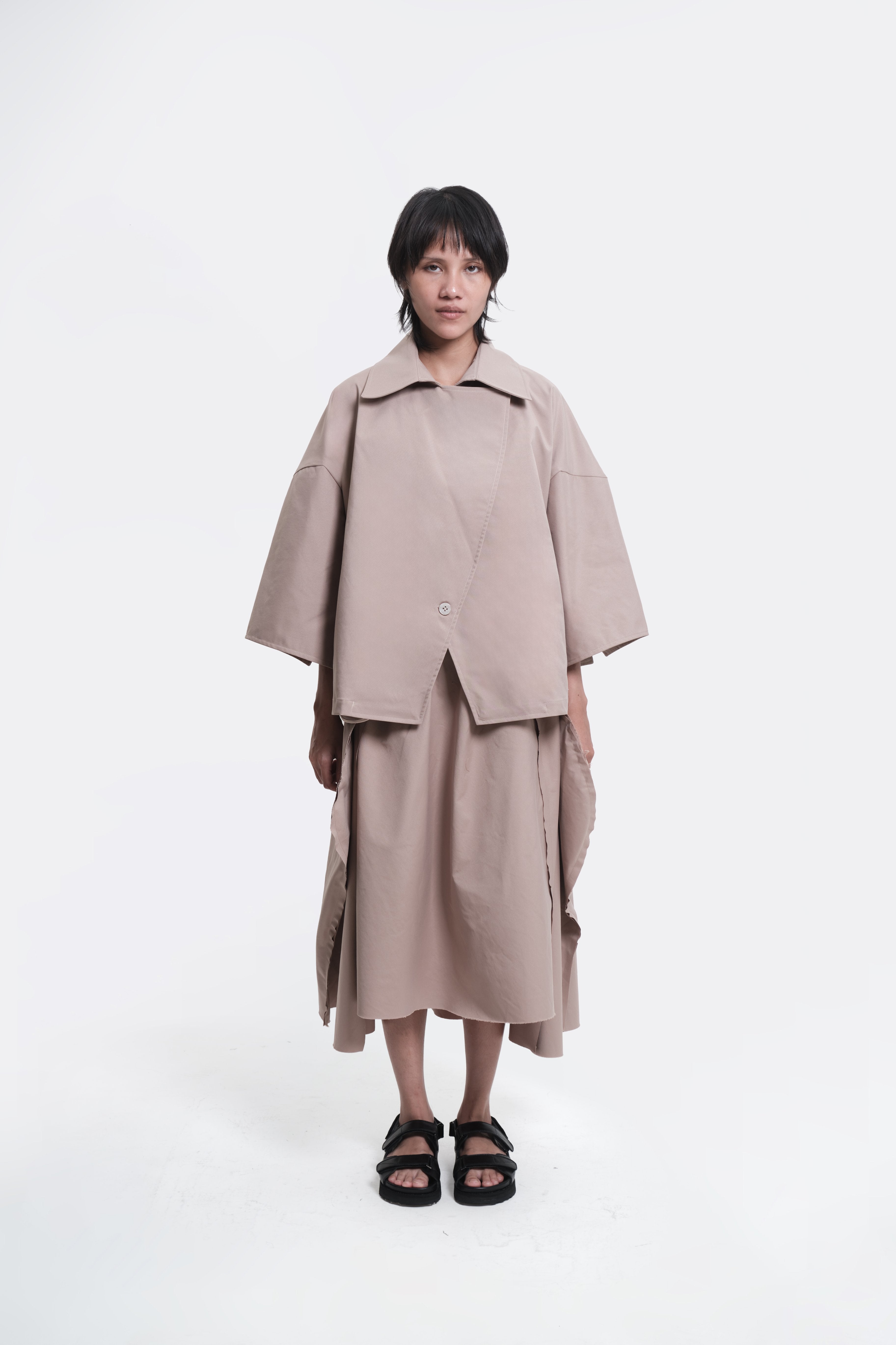 AESTHETIC PLEASURE | Semi Skirt Beige