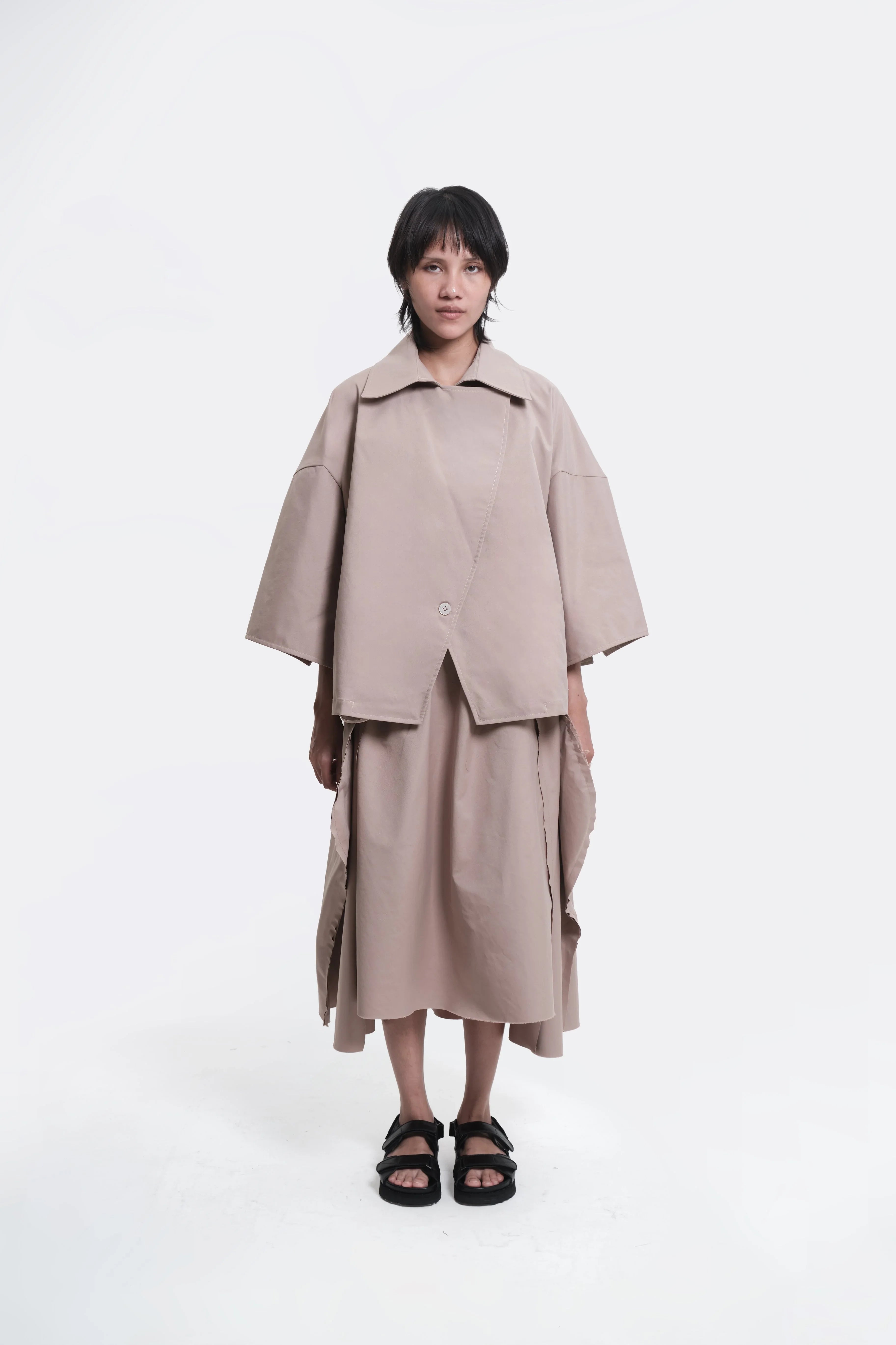 AESTHETIC PLEASURE | Semi Skirt Beige