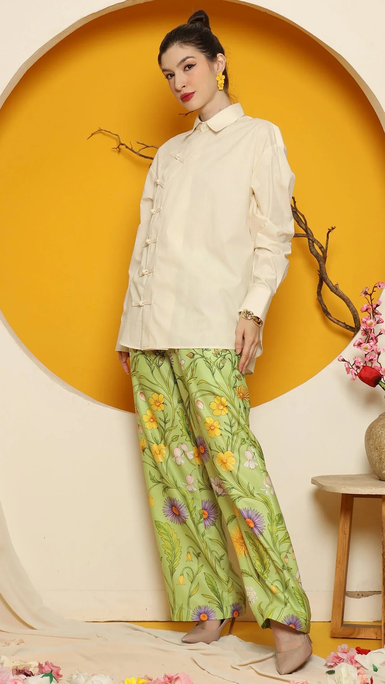 KANZI COLLECTION | Cheongsam Shirt With Green Flower Pants Set