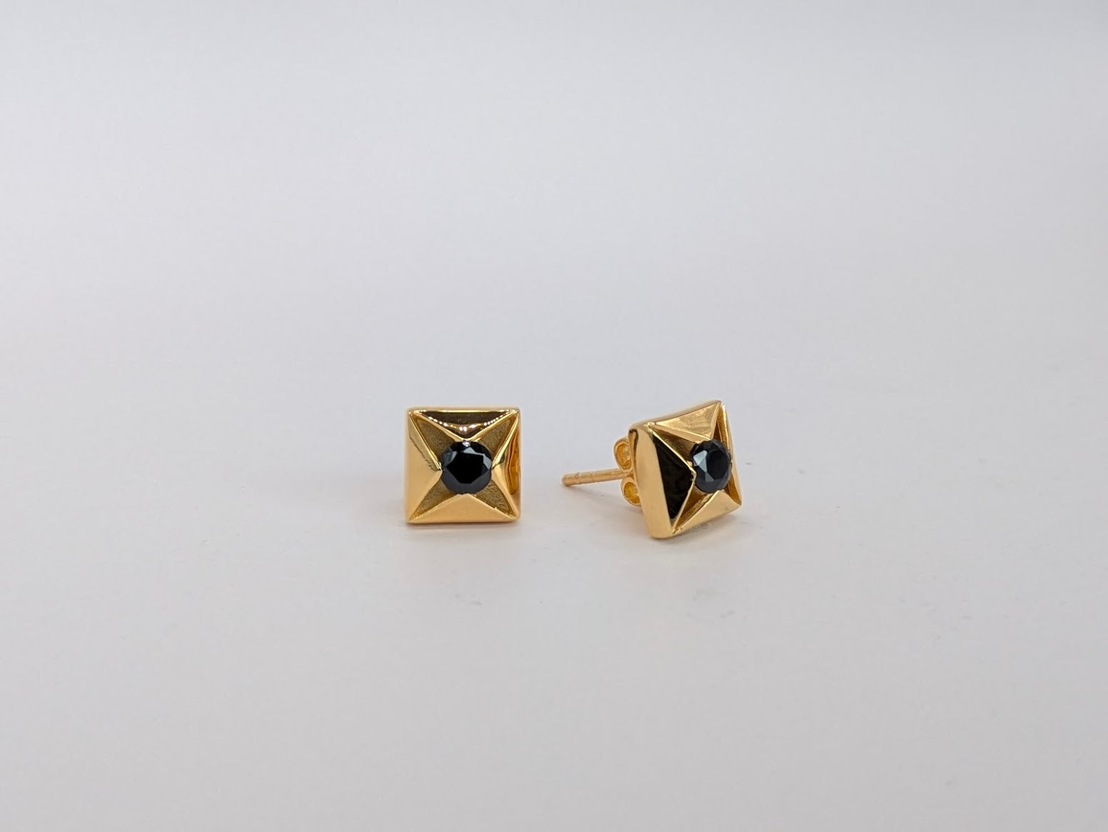 MAISON MUGEN | RUBIK Earrings