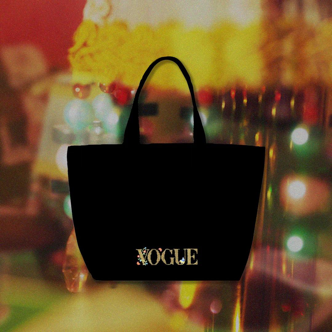 VOGUE SINGAPORE | Limited Edition 'Home' Tote Bag and Postcards