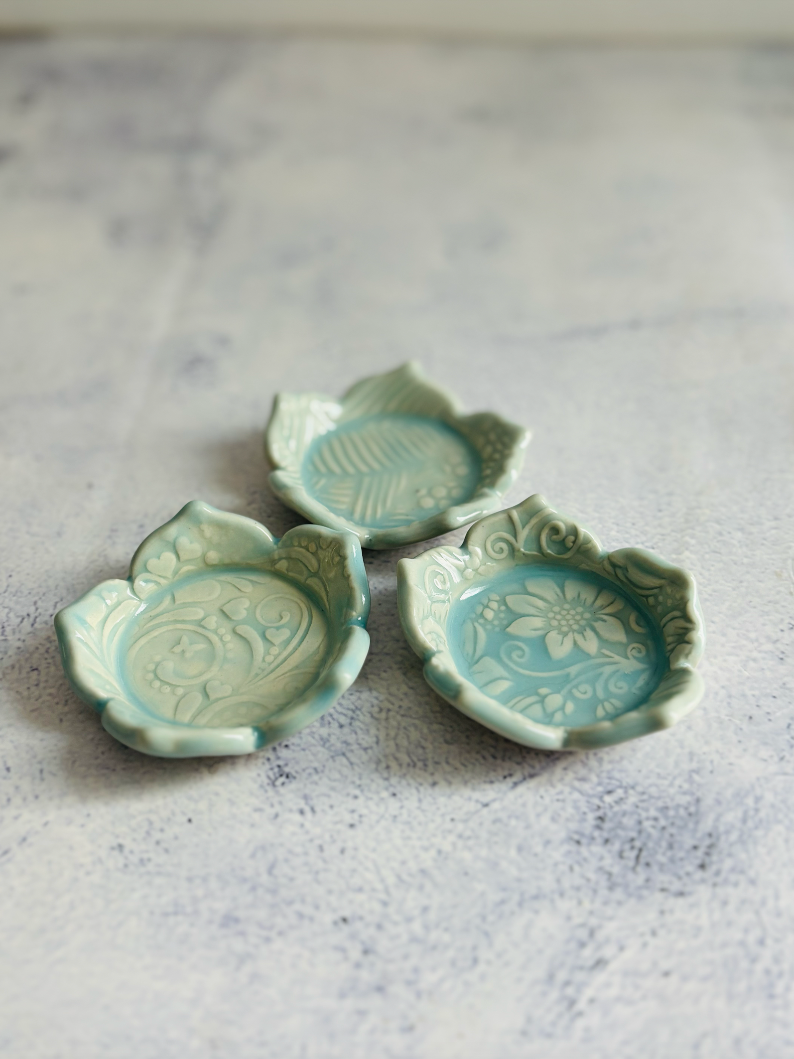 CERAMIC BY JAS | Handmade Ceramic Flower Tealight Holder S
