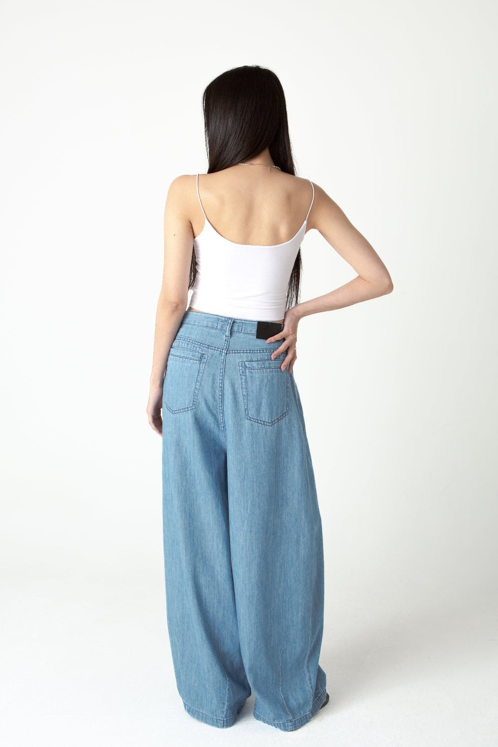 SAERO COLLECTIVE | Tencel Top | White