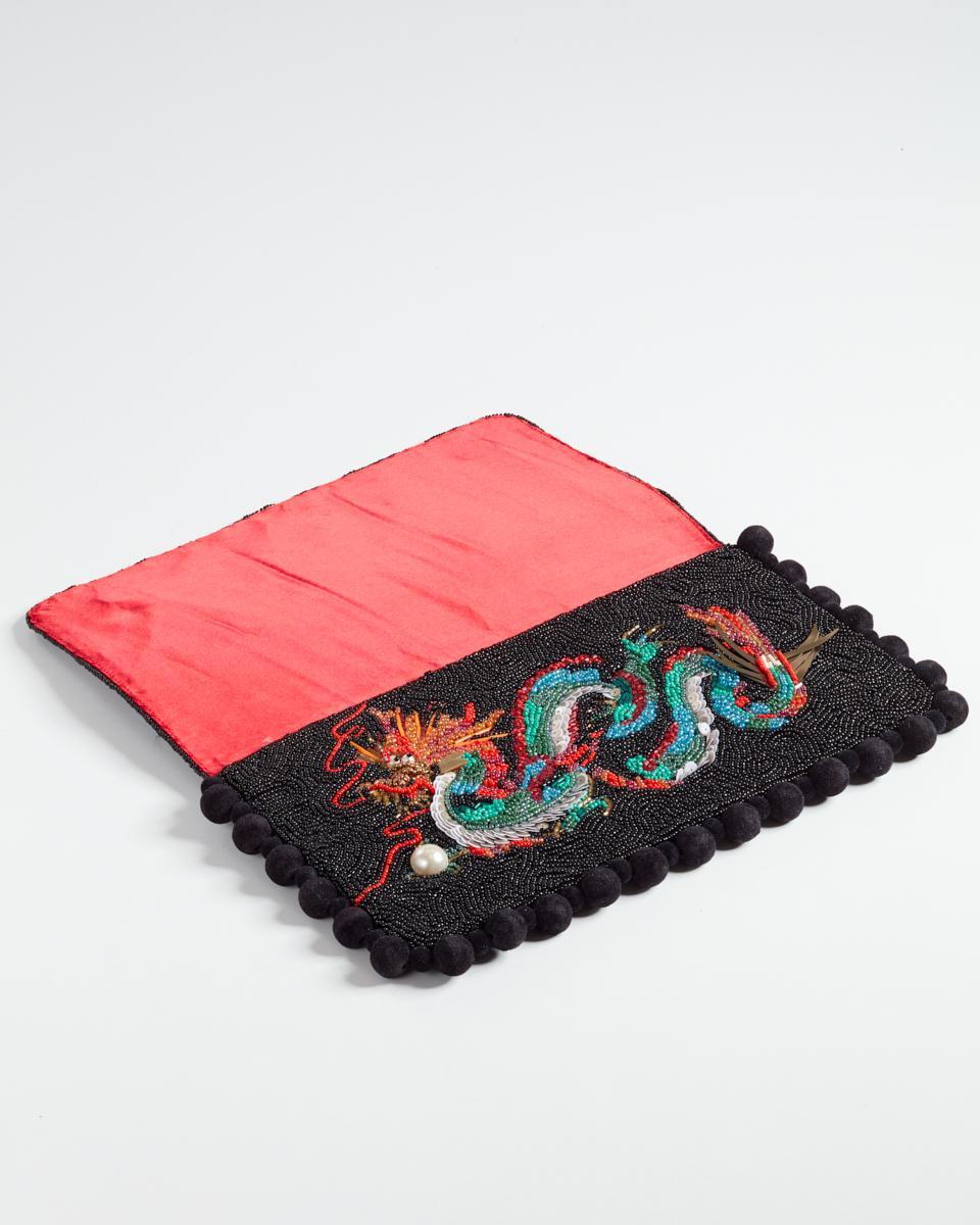 SOICOCO | Handbeaded Foldover Clutch - Dragon