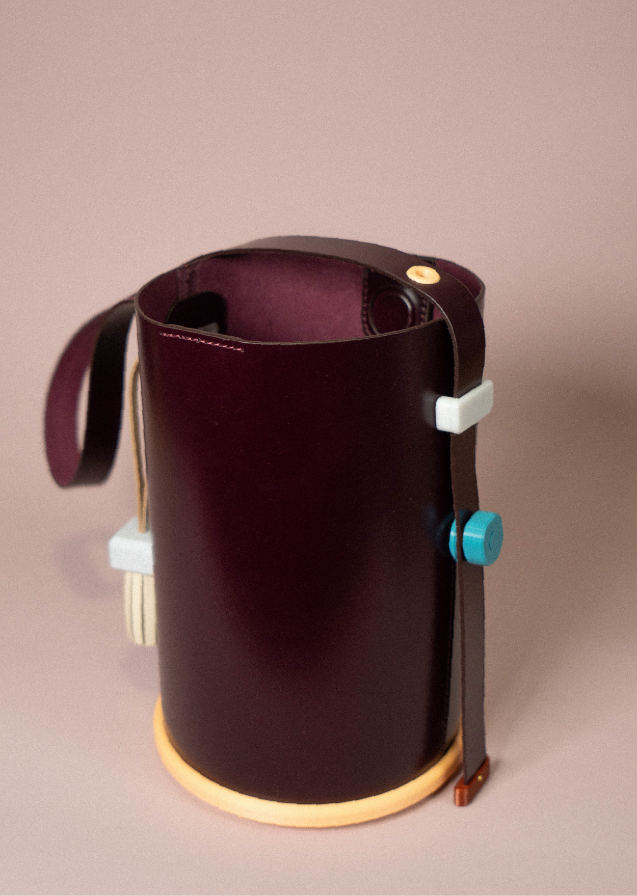TOW TOW | Pail Series 03