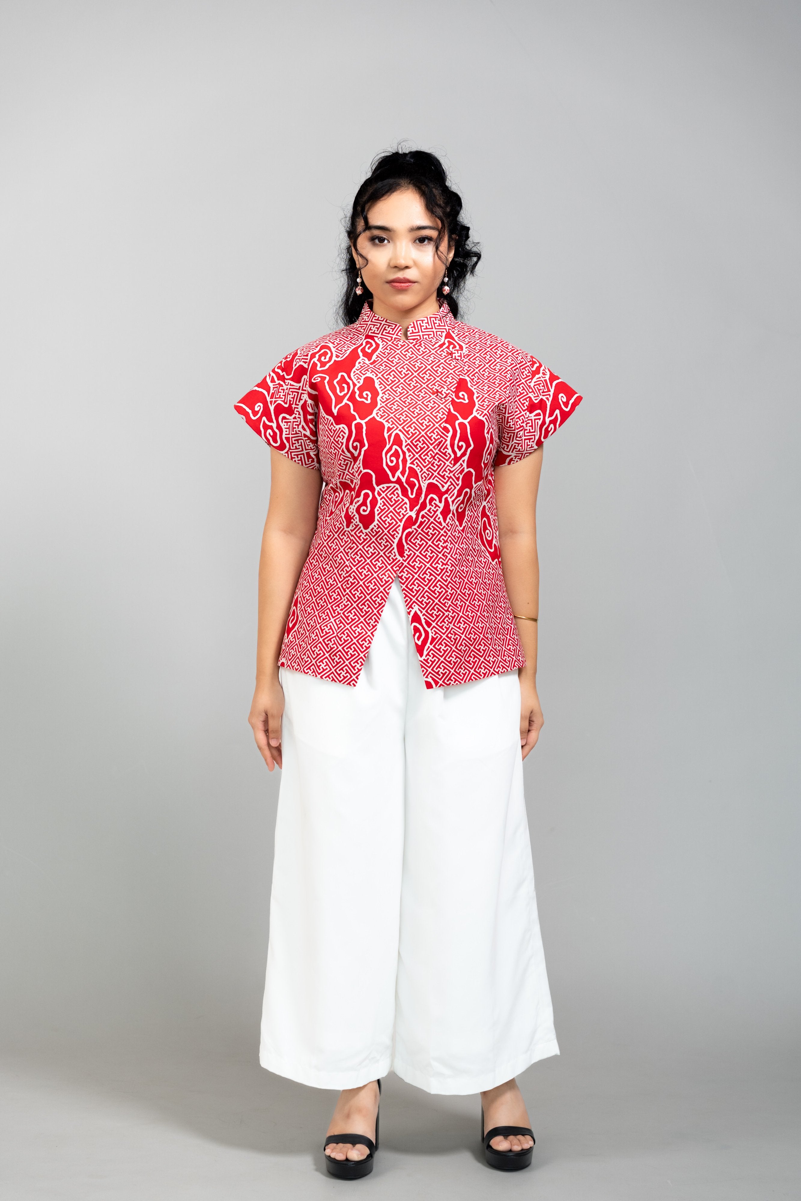 STUDIO GYPSIED | Batik Kebaya Temasek In Tumbuh Saga Seed Red