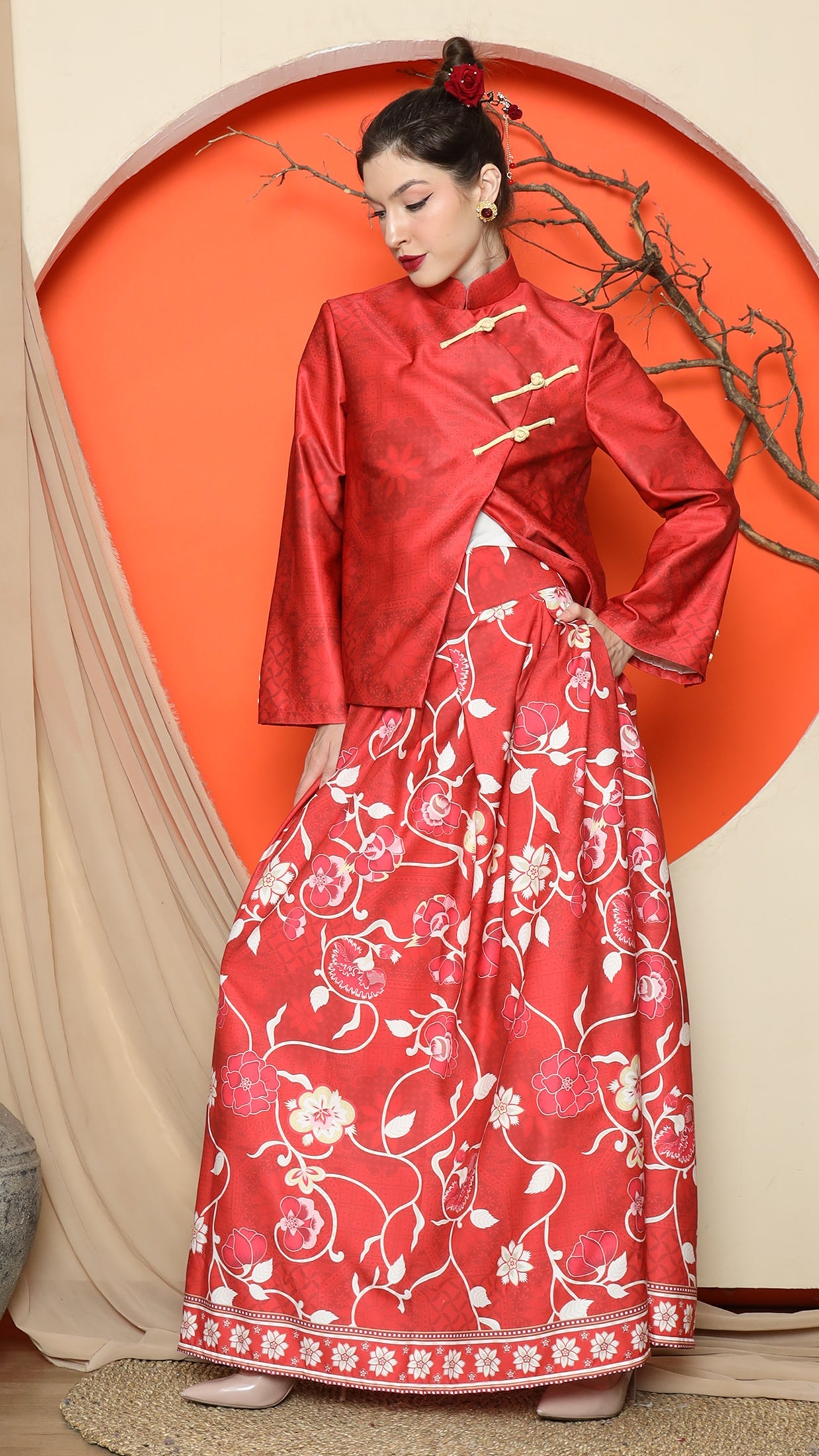 KANZI COLLECTION | Red Floral Jacquard Jacket With Skirt Set