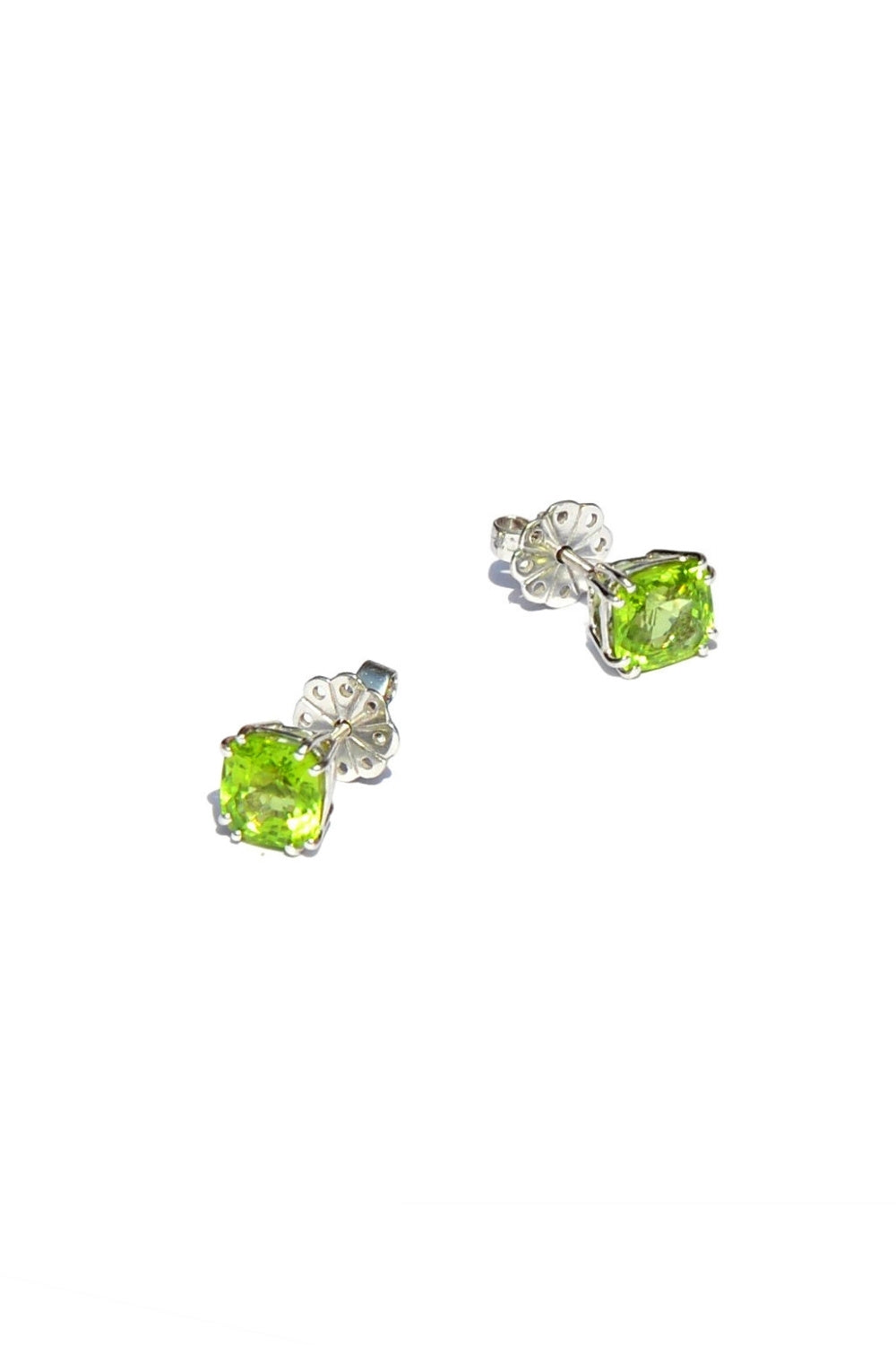 CREATIVE JEWELLERY STUDIO | Burmese Peridot, White Gold Stud Earrings by Design of Gems