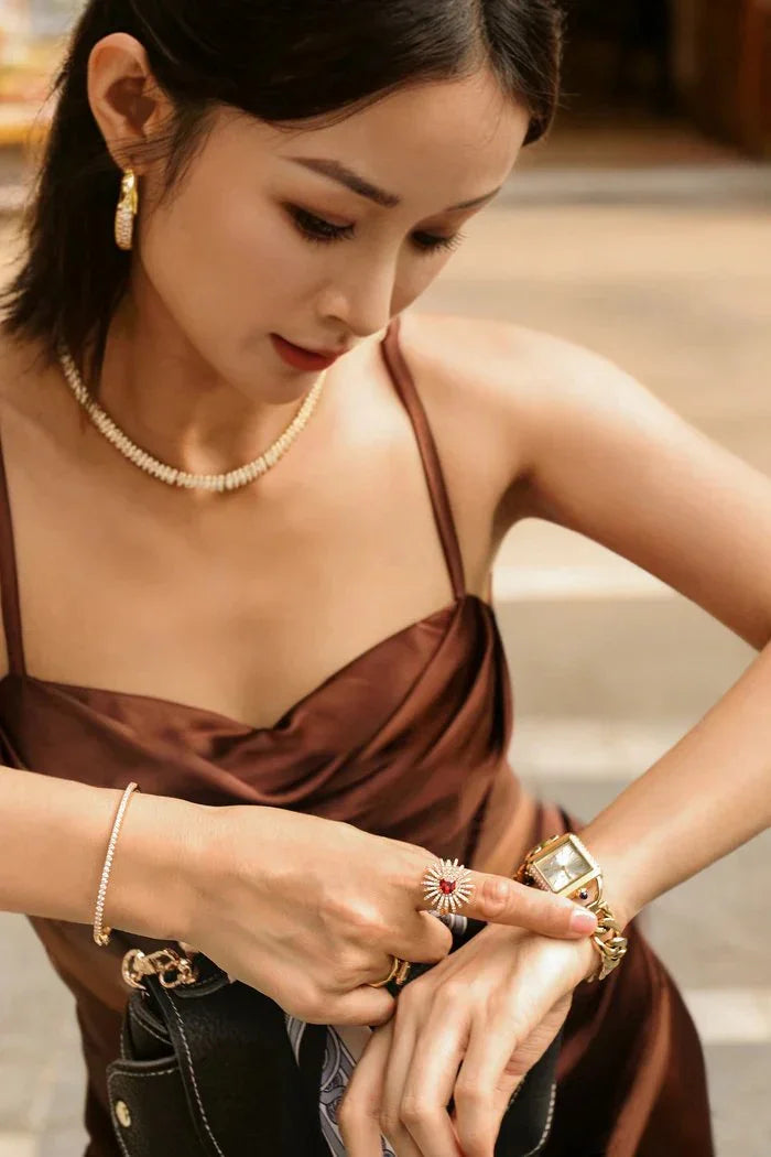 BLACK BY BLUE BRAVE | THCN C· II White Sunray Dial Gold Chain-Link Watch