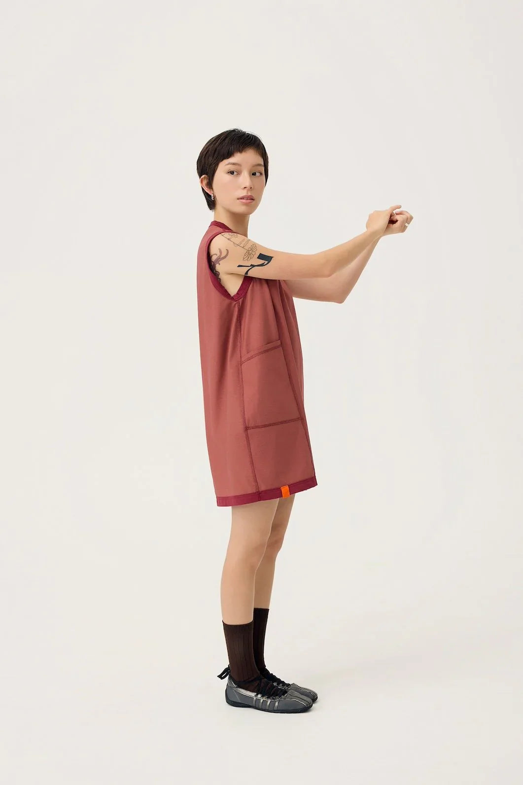 3EIGHTH | Cocoon Jersey Reversible Dress in Burgundy & Sappanwood