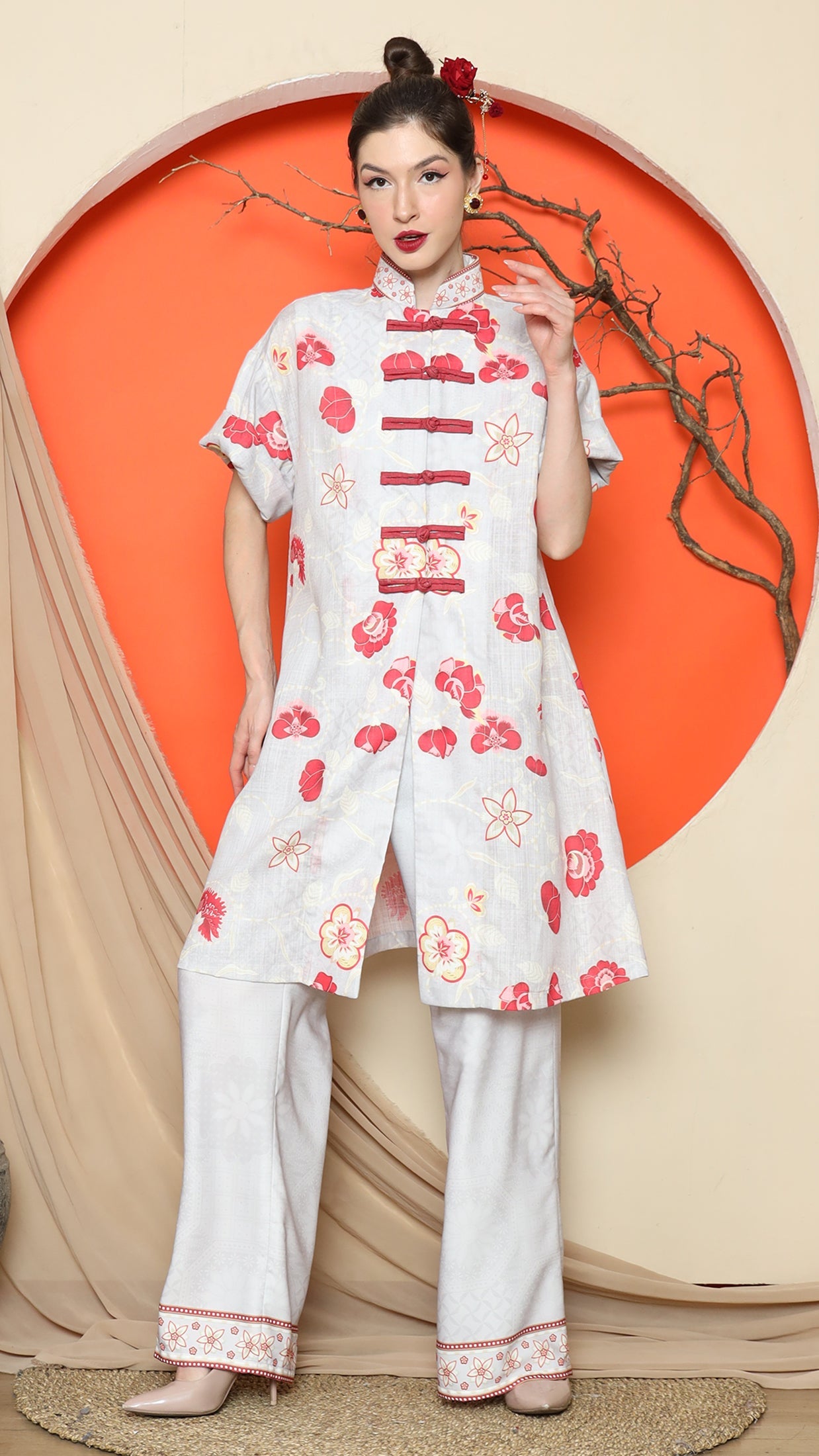 KANZI COLLECTION | Grey Floral Cheongsam Pant Set