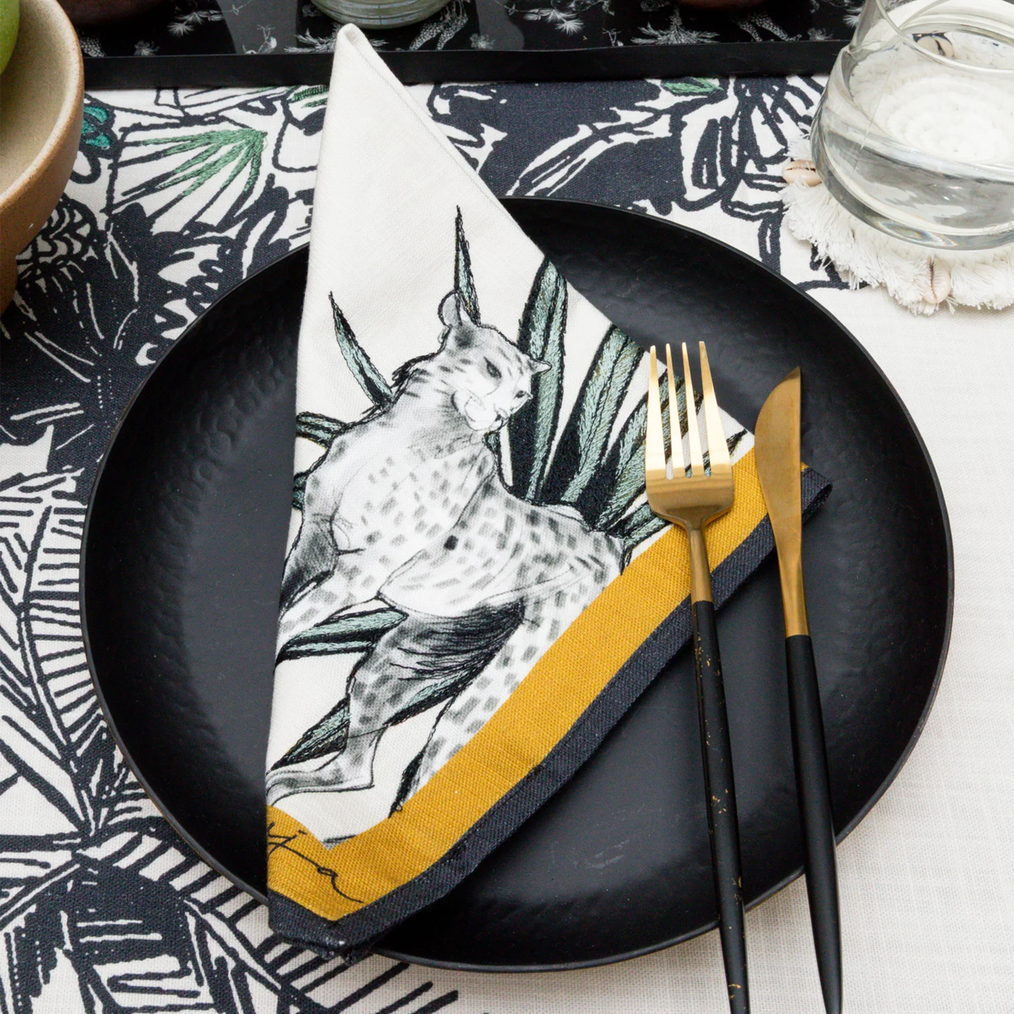 MEJA | The Show Of Safari Animal Napkins (Set Of 2)