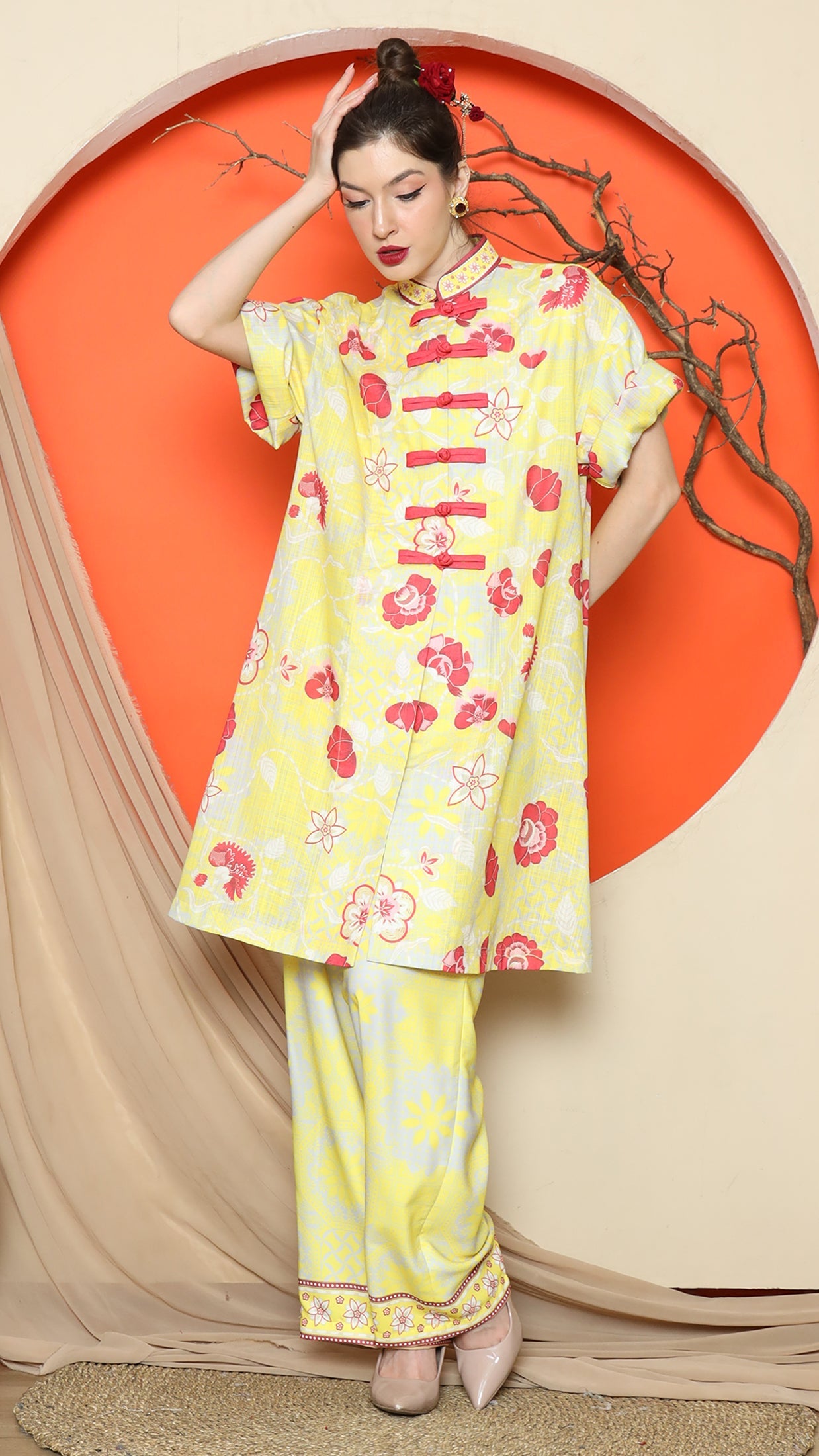 KANZI COLLECTION | Yellow Floral Cheongsam Pant Set