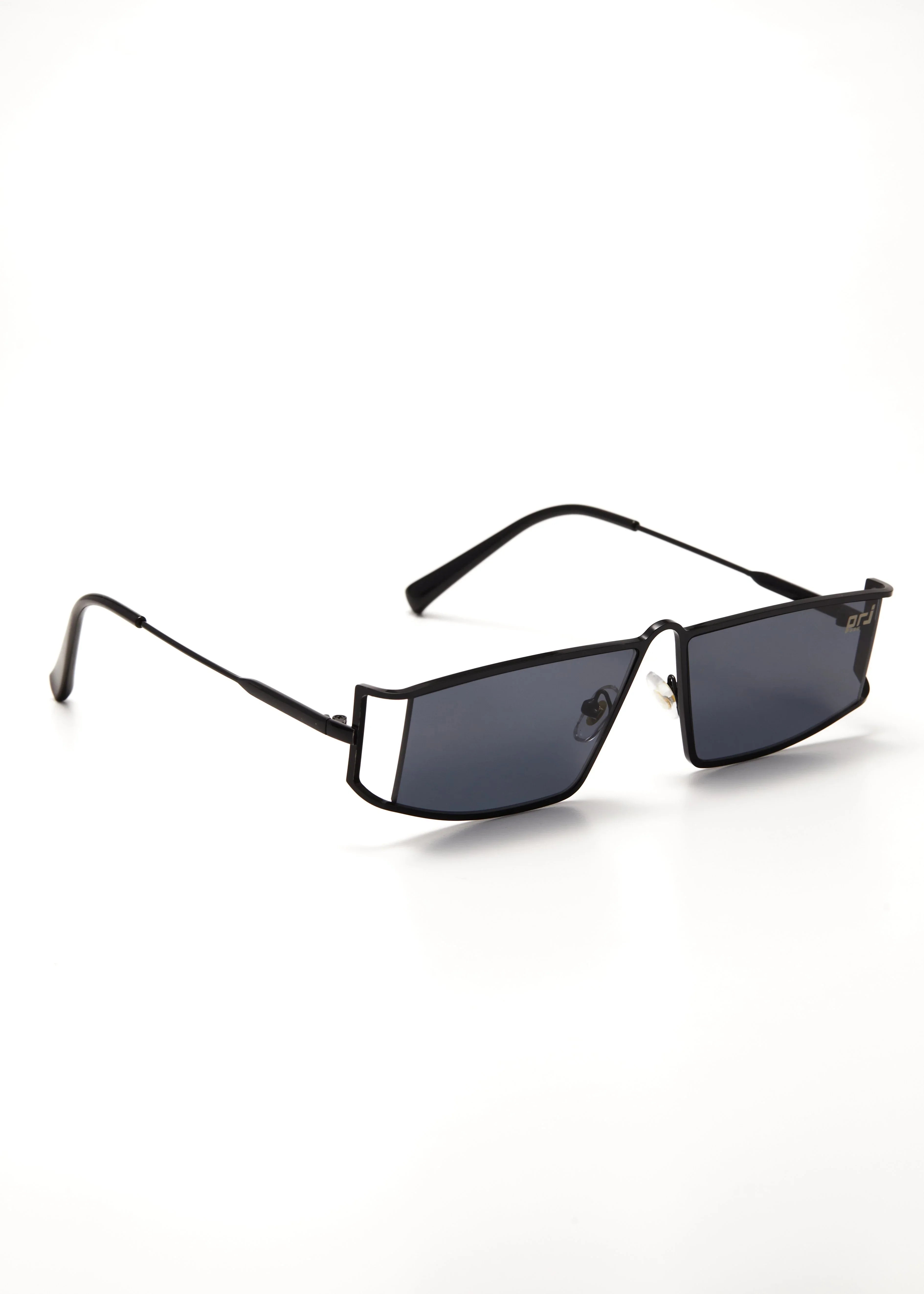 PROJET1826 | FAWKER Geometric Cutout Sunglasses Black/Grey