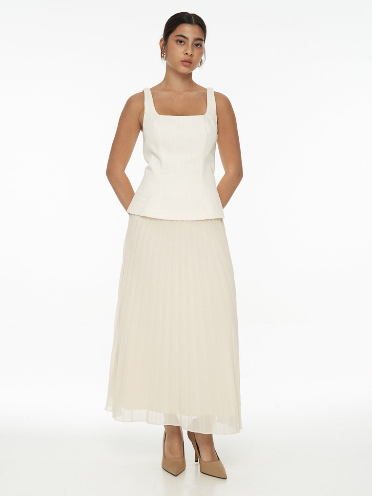 DRESSINGPAULA | Scoop Neck Cotton Top