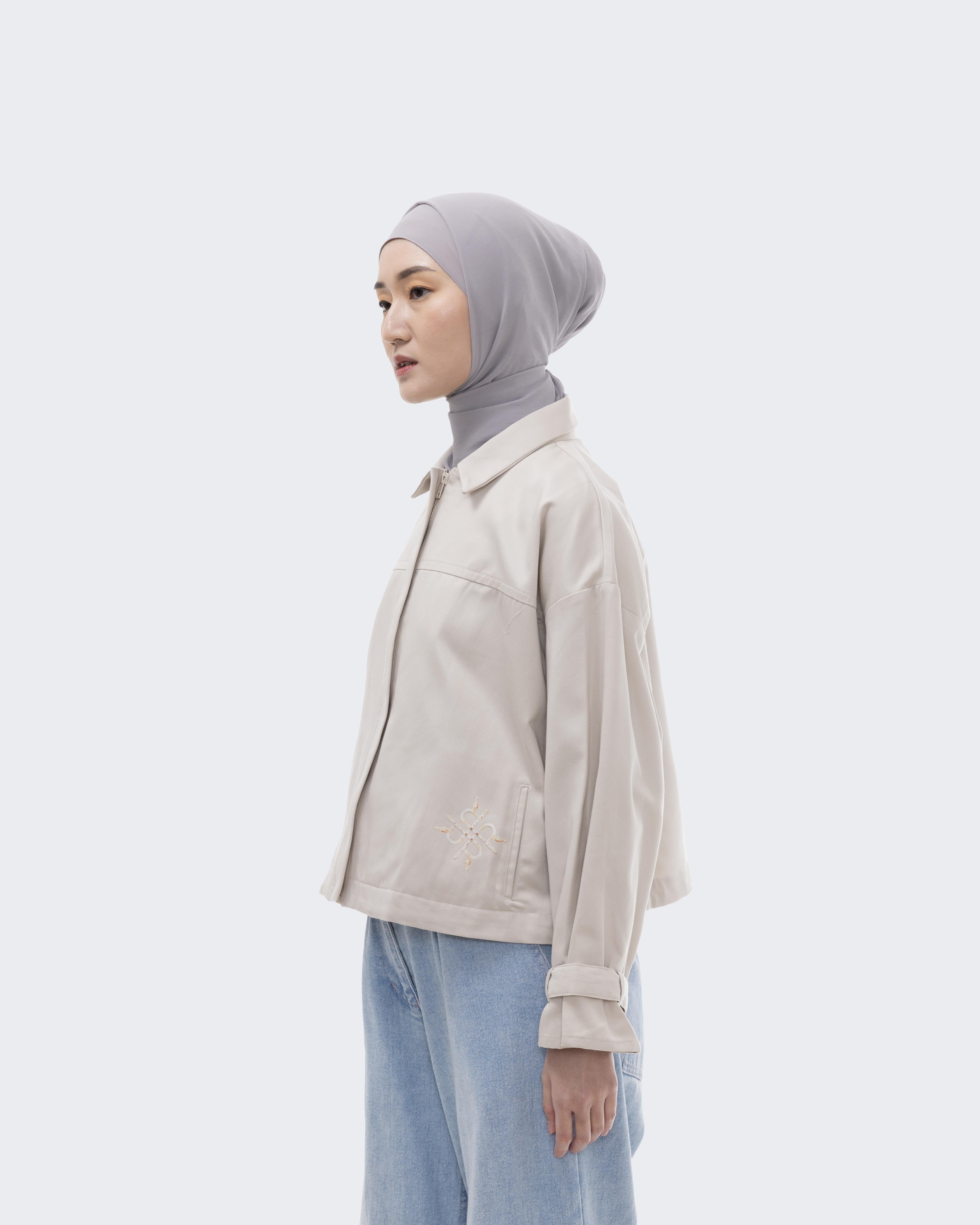 RIA MIRANDA | Sherly Jacket