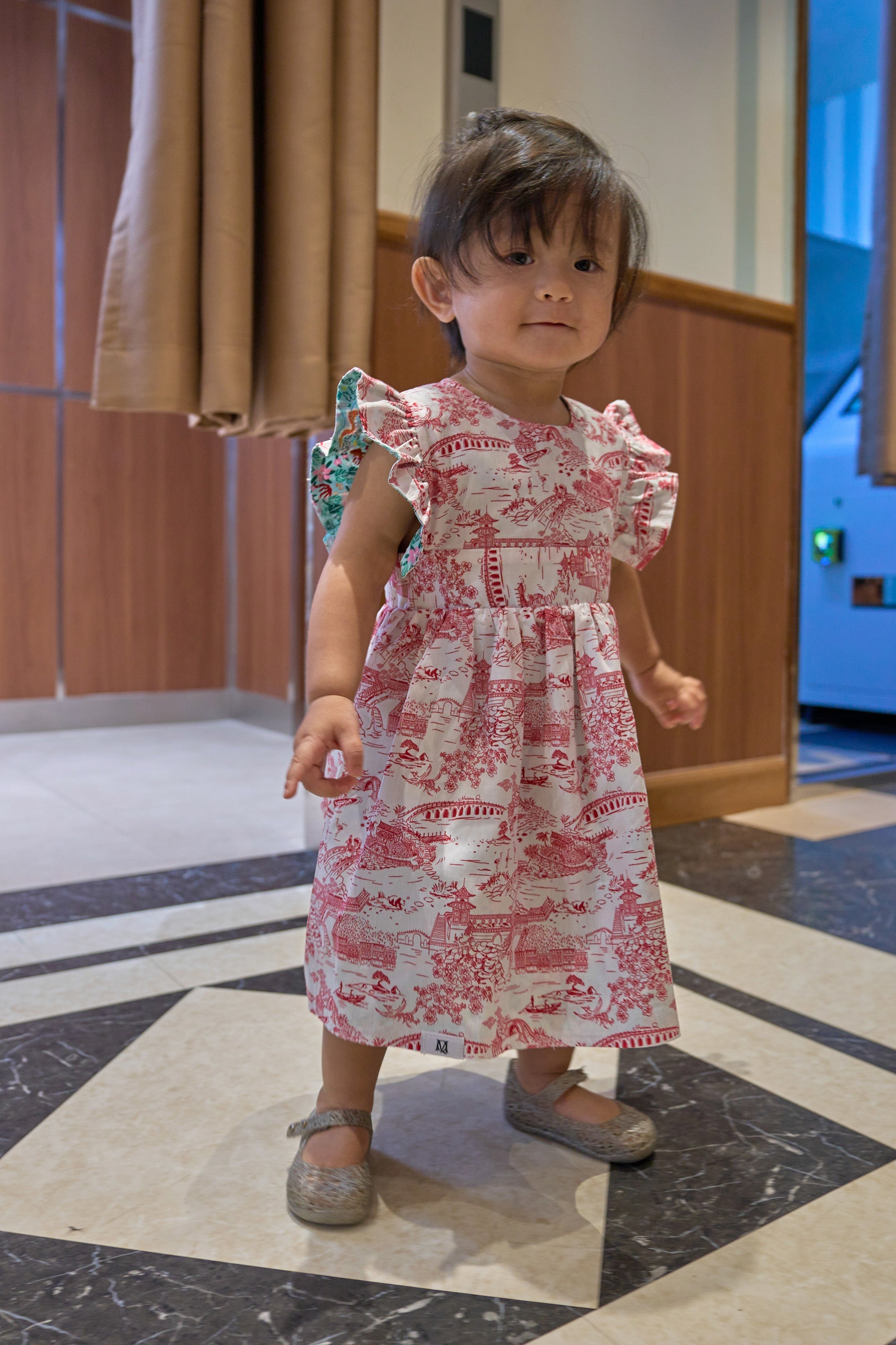 MAISON Q | Straits Tale Reversible Flared Sleeves Dress