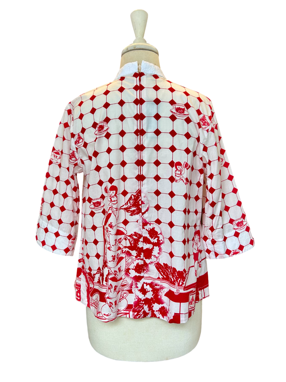 TRIOLOGIE | Kopitiam (R/W) Mandarin Collar Top