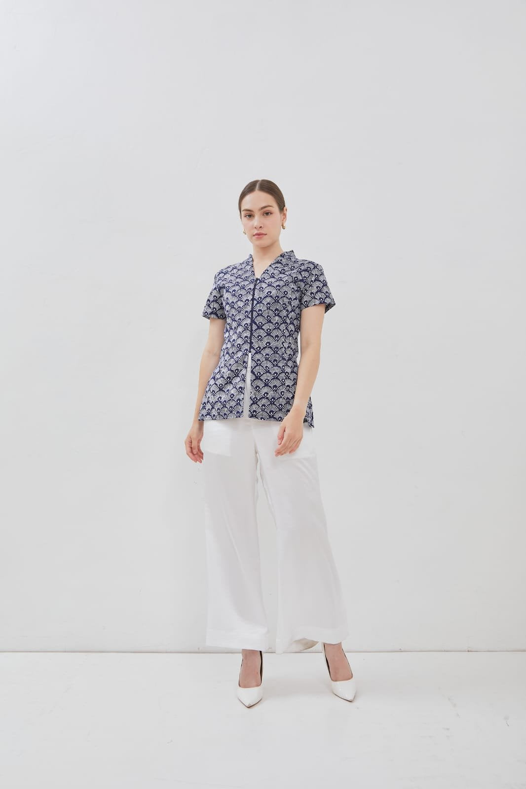 ANS.EIN | PEACOCK Navy Batik Kebaya Peplum Top