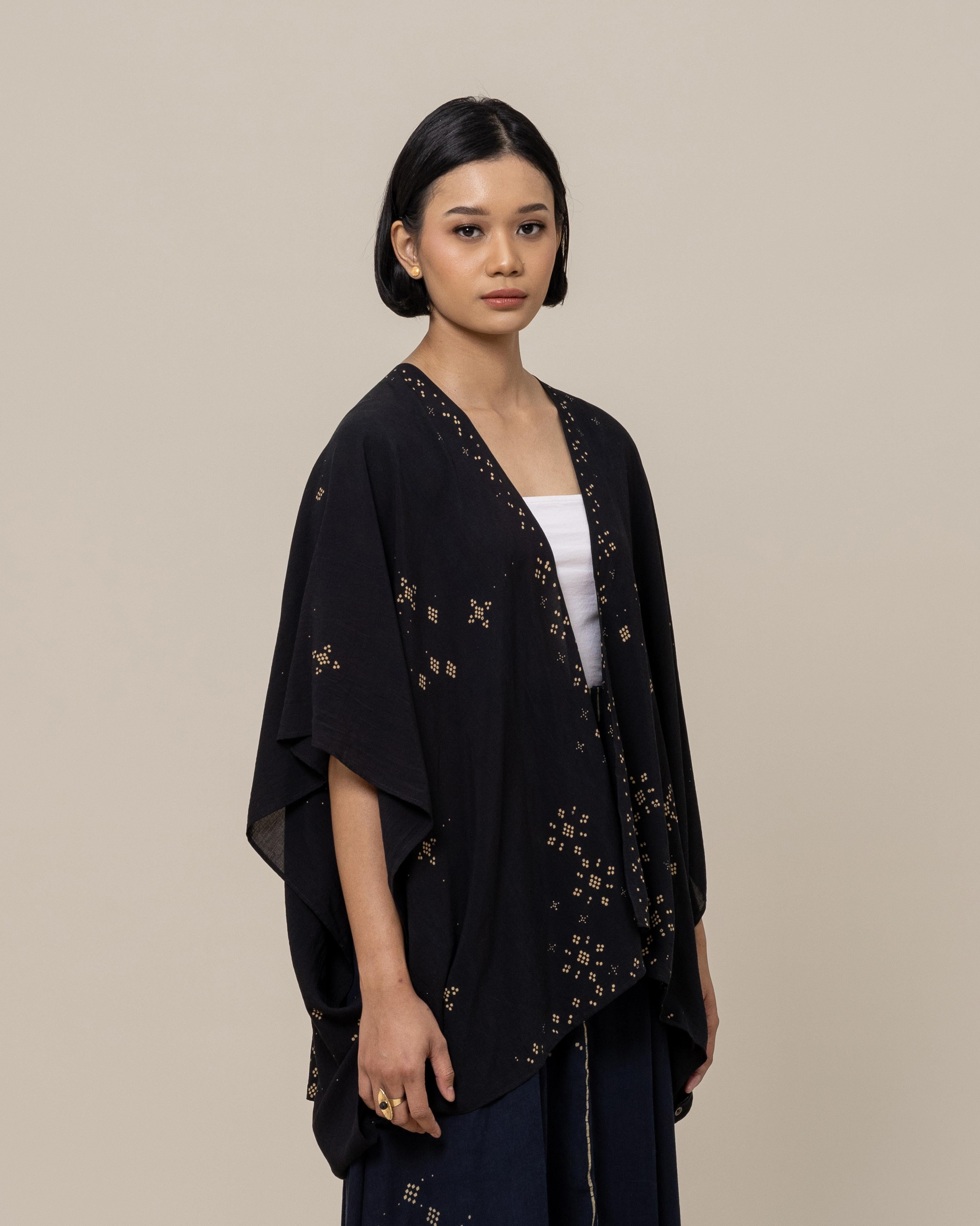 SUKKHA CITTA | ANGKASA - Sylk Throw
