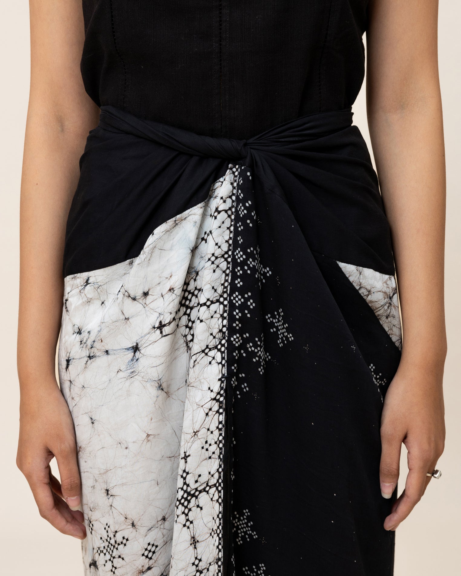 SUKKHA CITTA | ANGKASA - Knot Skirt