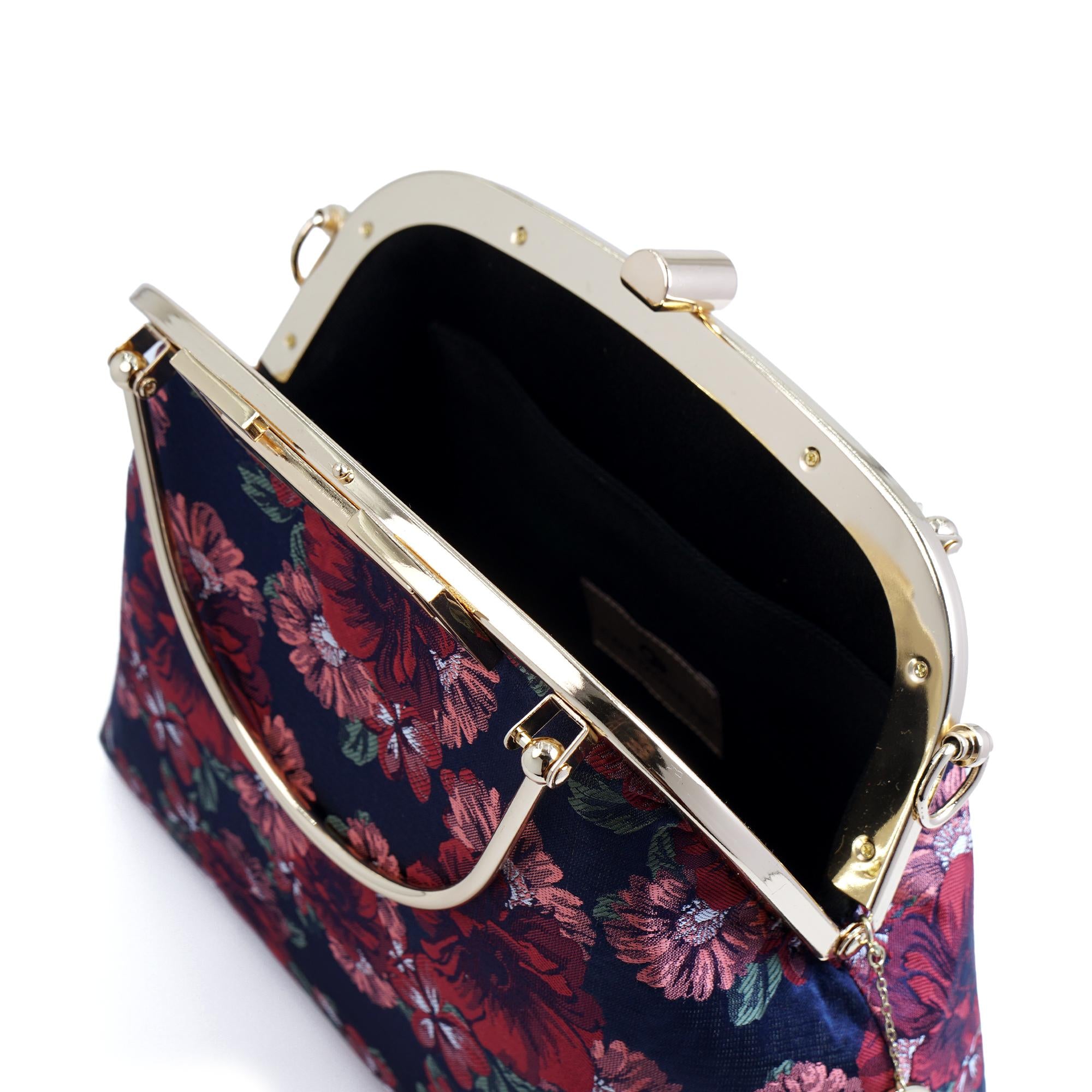 COCOONESE | Clasp Crossbody Bag - Night Carnation