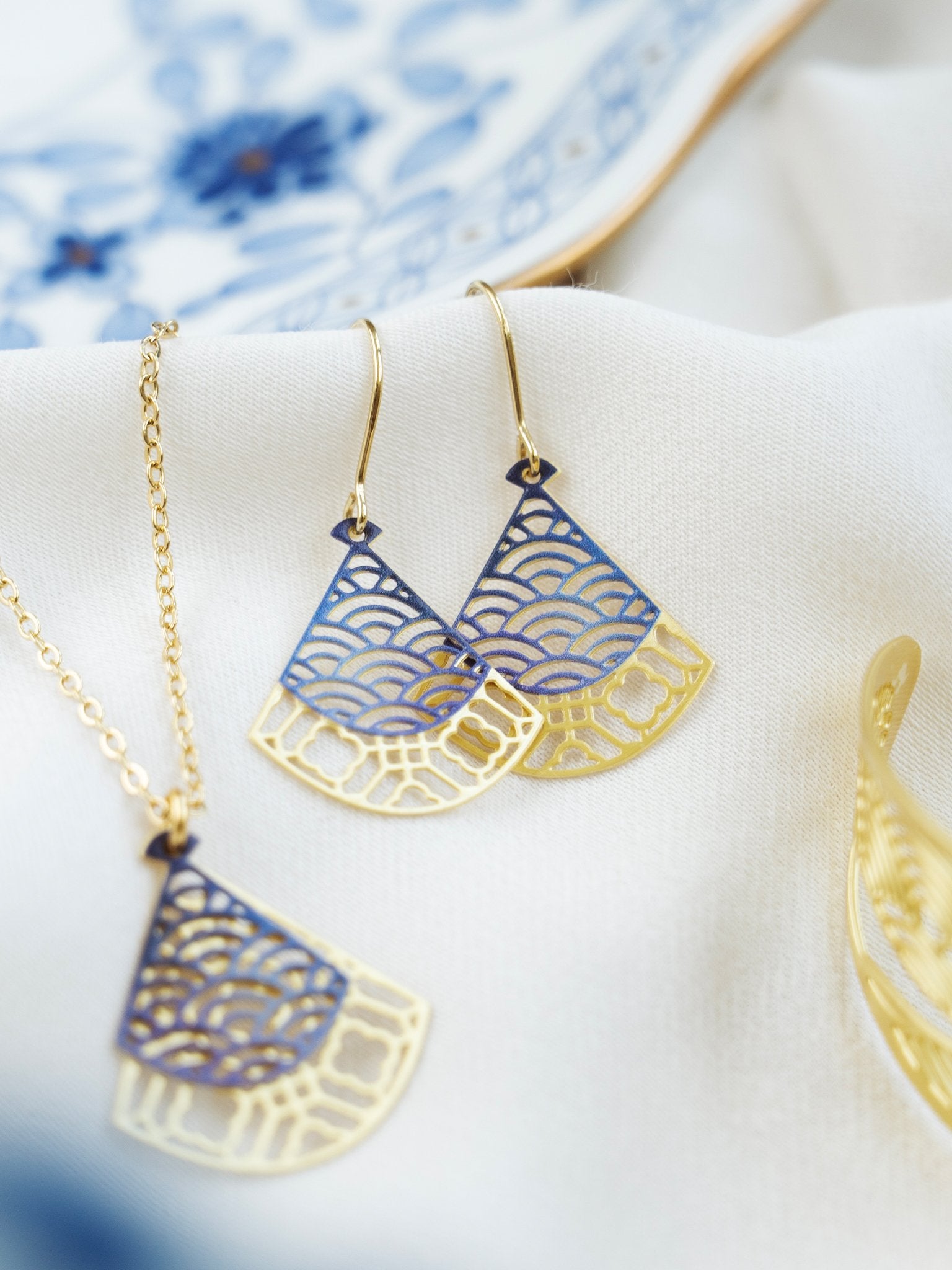 EMBRACE JEWELLERY | Fan Earrings