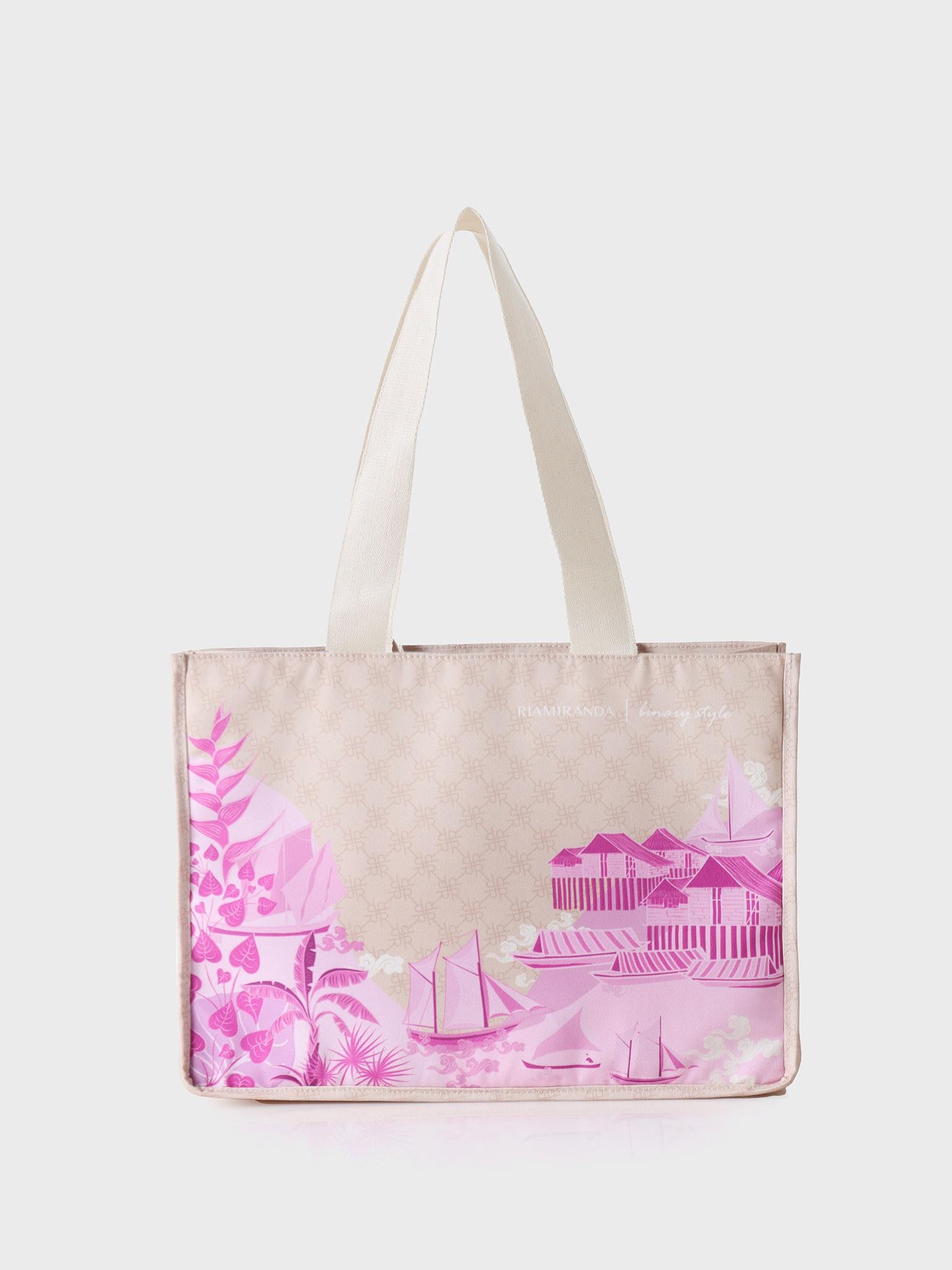RIA MIRANDA | Pulau Ujong Totebag
