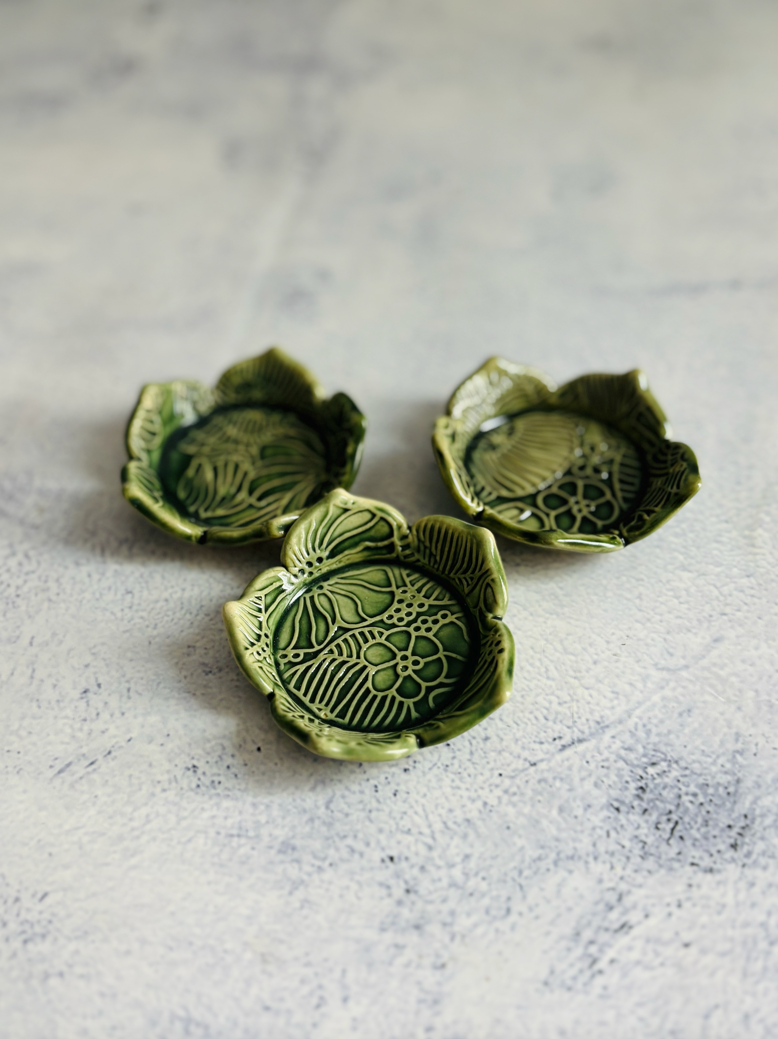 CERAMIC BY JAS | Handmade Ceramic Flower Tealight Holder S