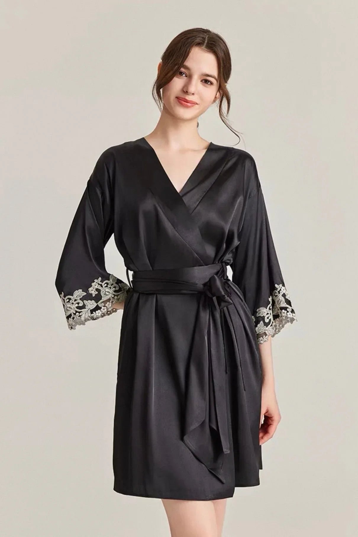 BELLS & BIRDS | Florentine Mulberry Silk Robe (Black)