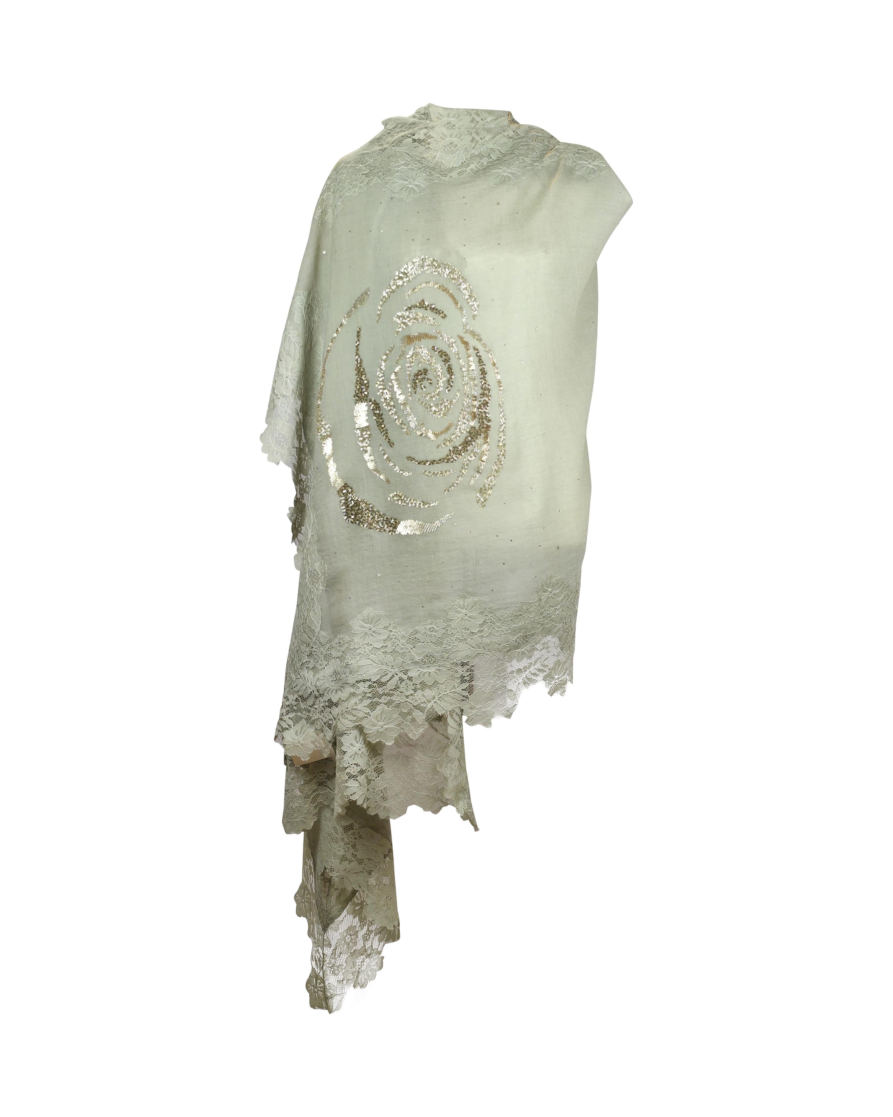 QUEENMARK | AN EMB Abstract Rose