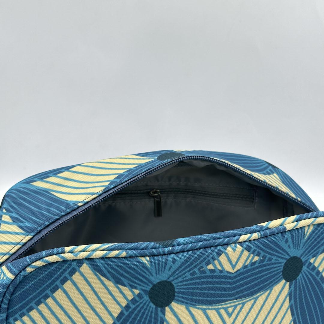 THE ART FACULTY | Travel Wash Bag